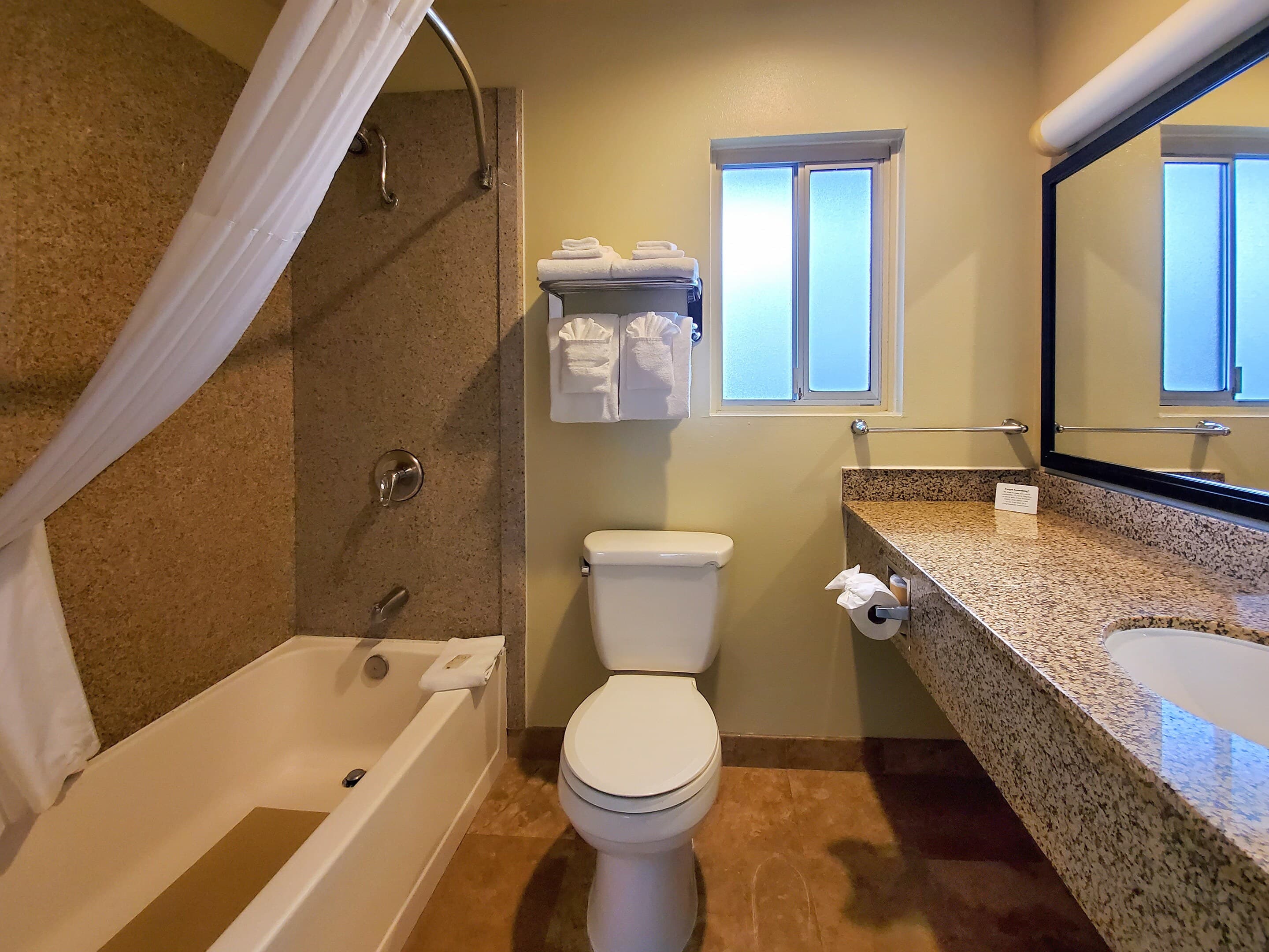 Quality Inn & Suites Anaheim at the Park — 24