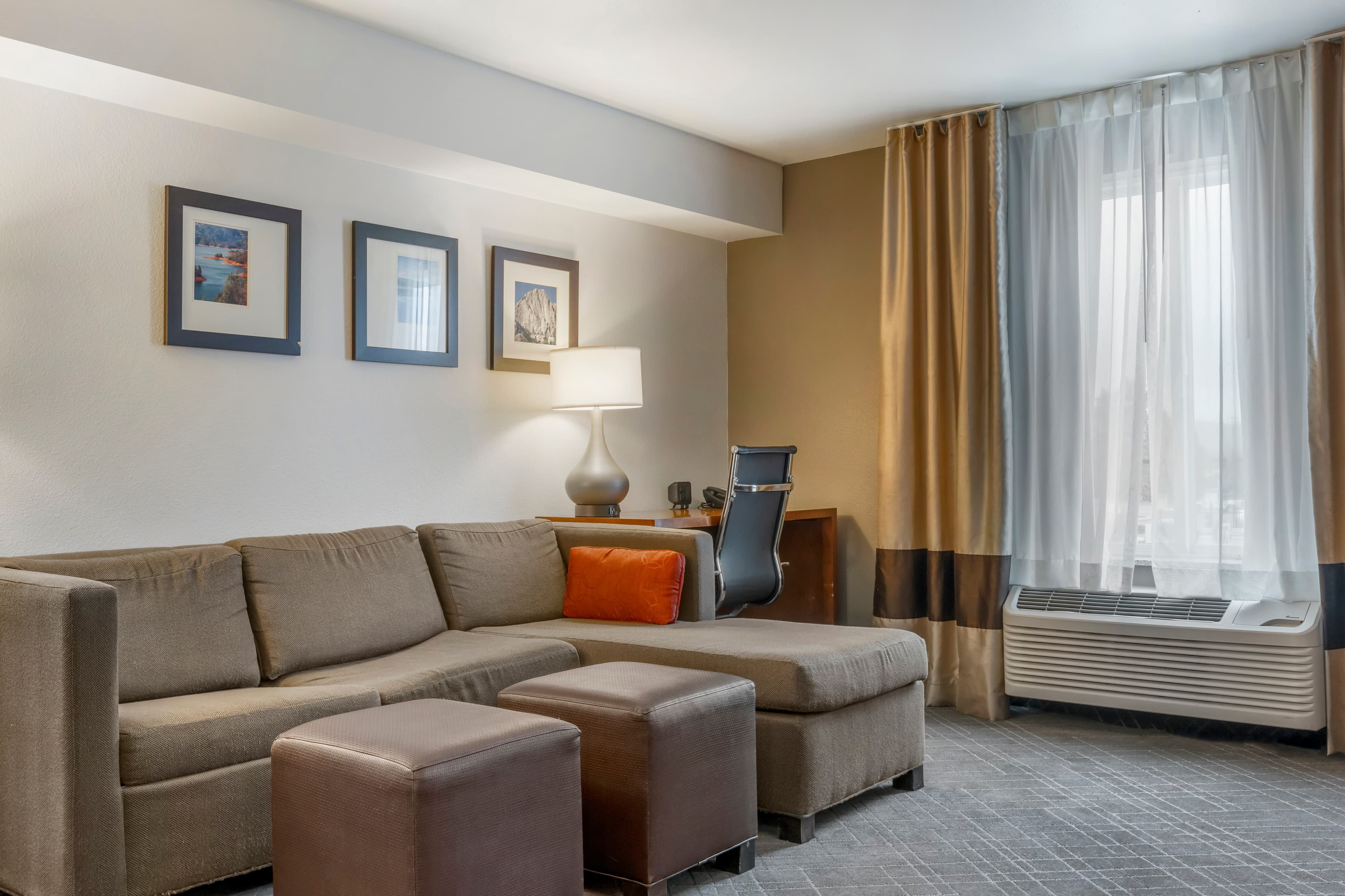 Comfort Suites Redding - Shasta Lake — 8