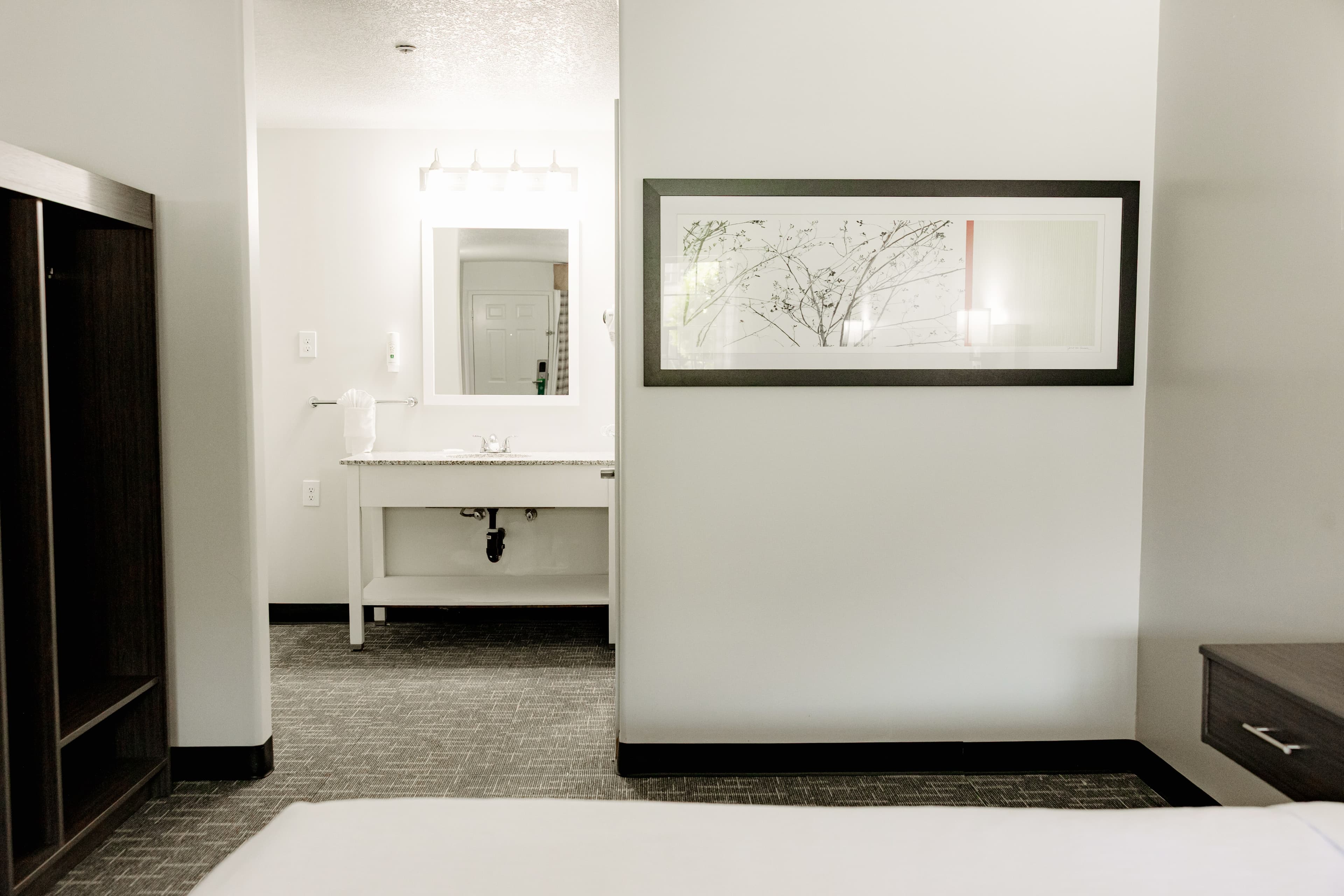 Quality Inn & Suites Lathrop — 7