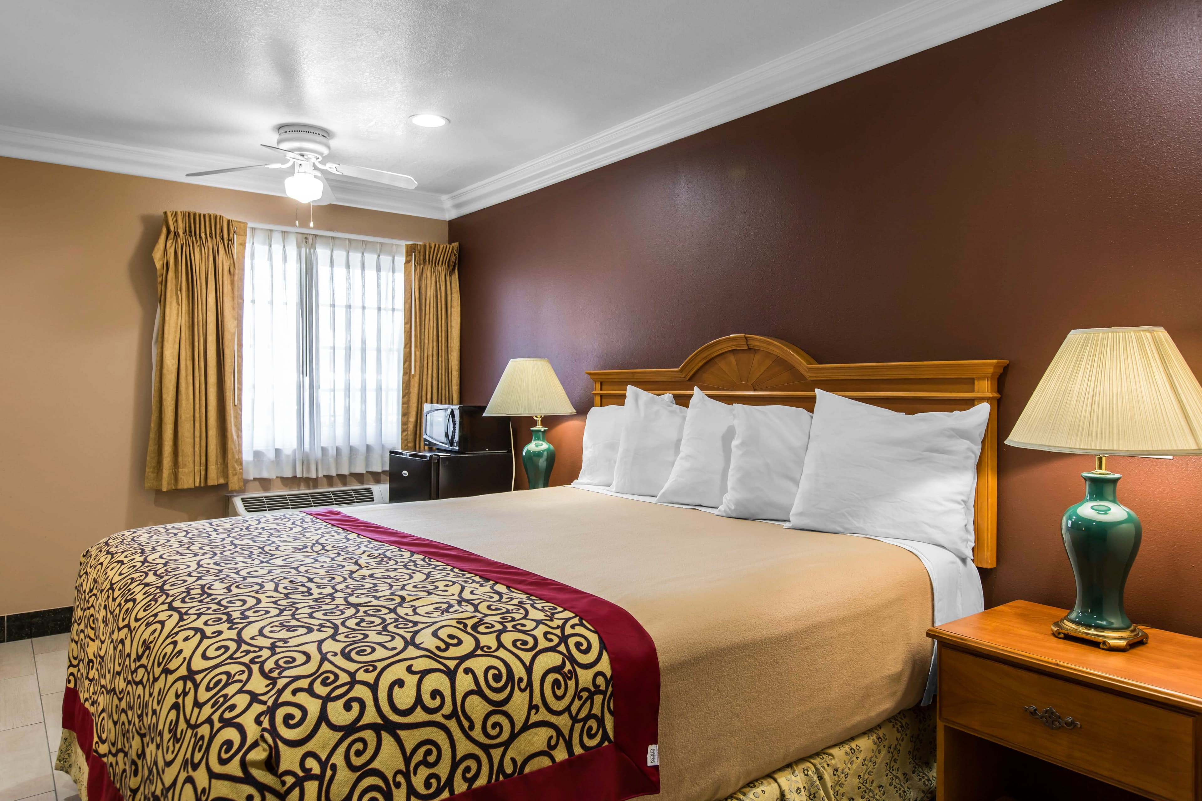 Rodeway Inn Cypress - Buena Park - Image 1