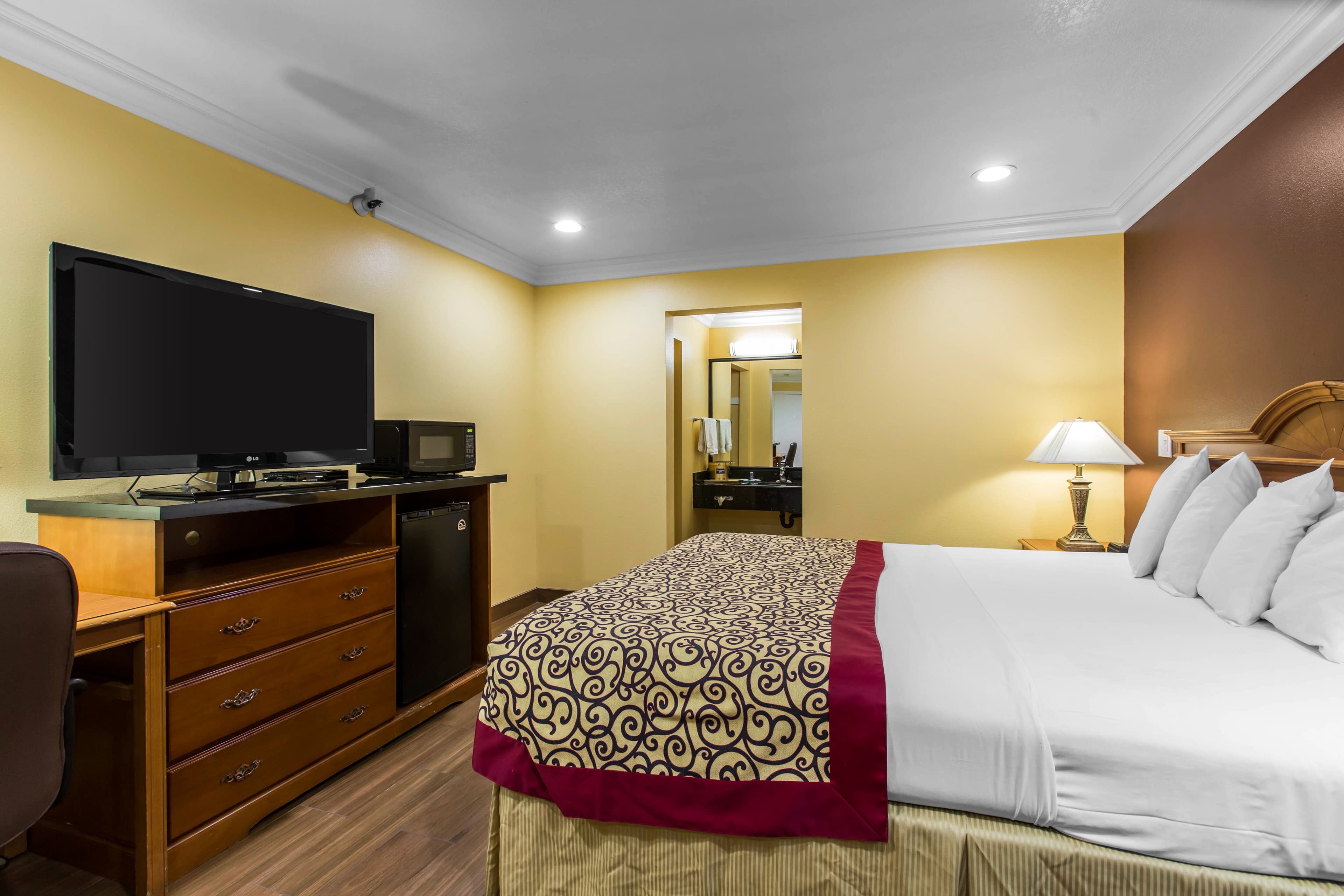 Rodeway Inn Cypress - Buena Park — 9