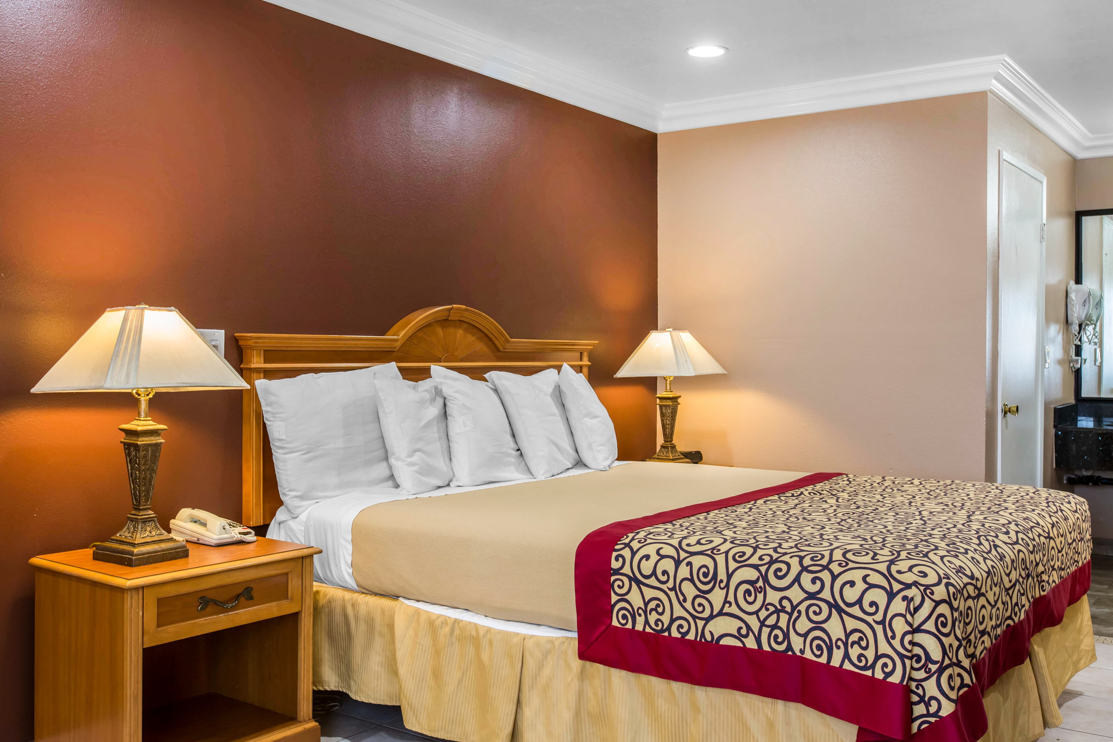 Rodeway Inn Cypress - Buena Park — 23