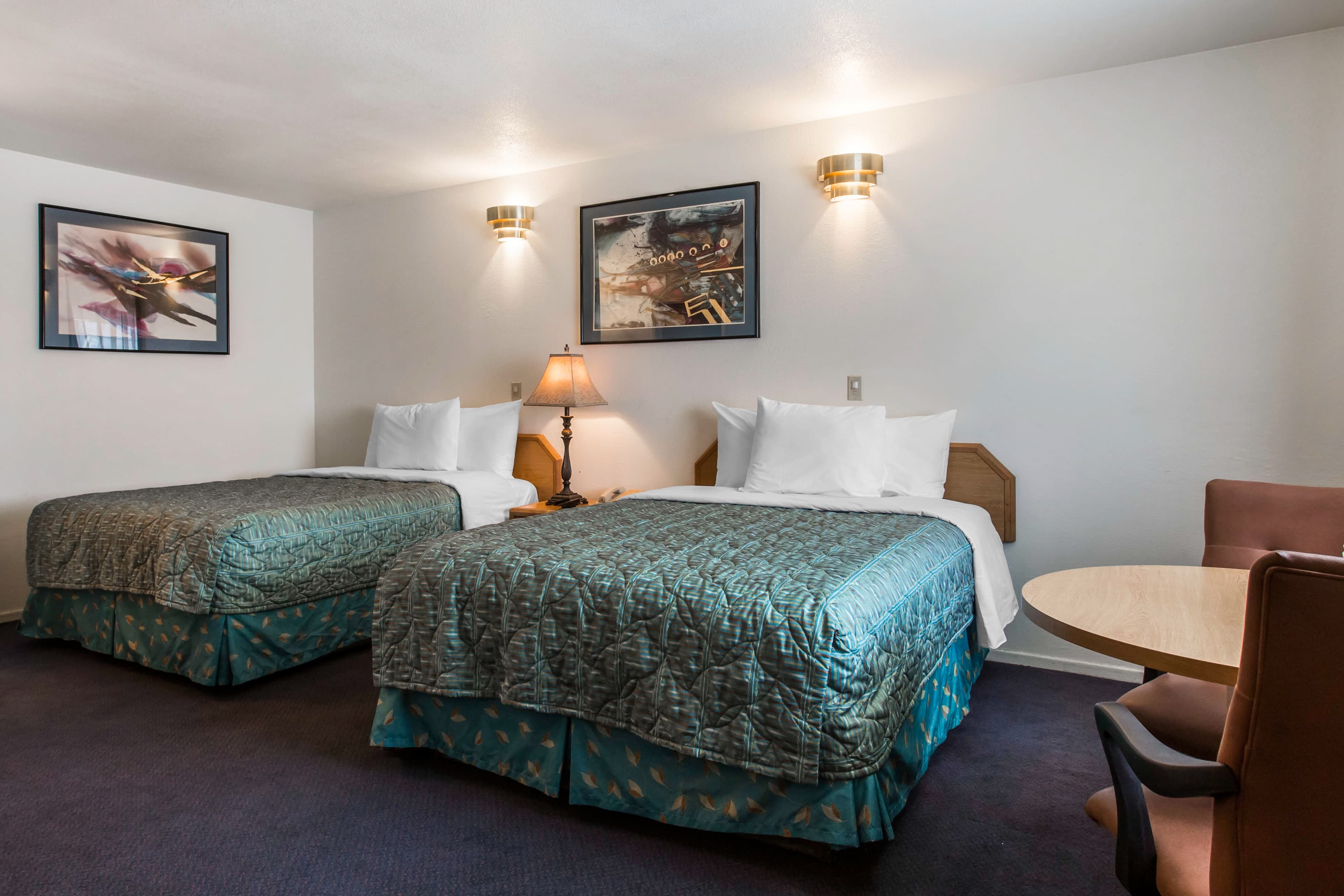 Rodeway Inn Beaumont 1-10 — 12