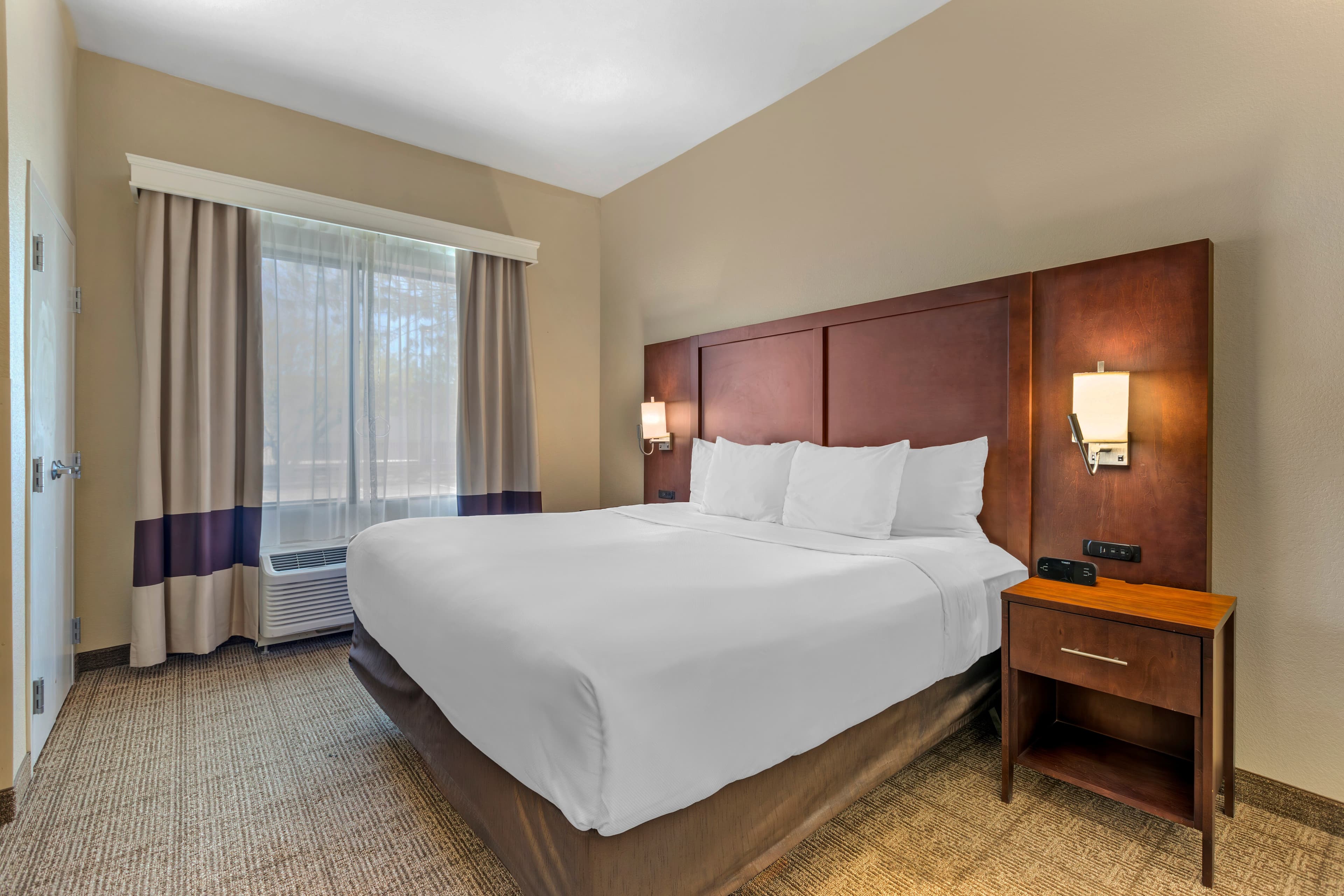 Comfort Suites Blythe - Image 2