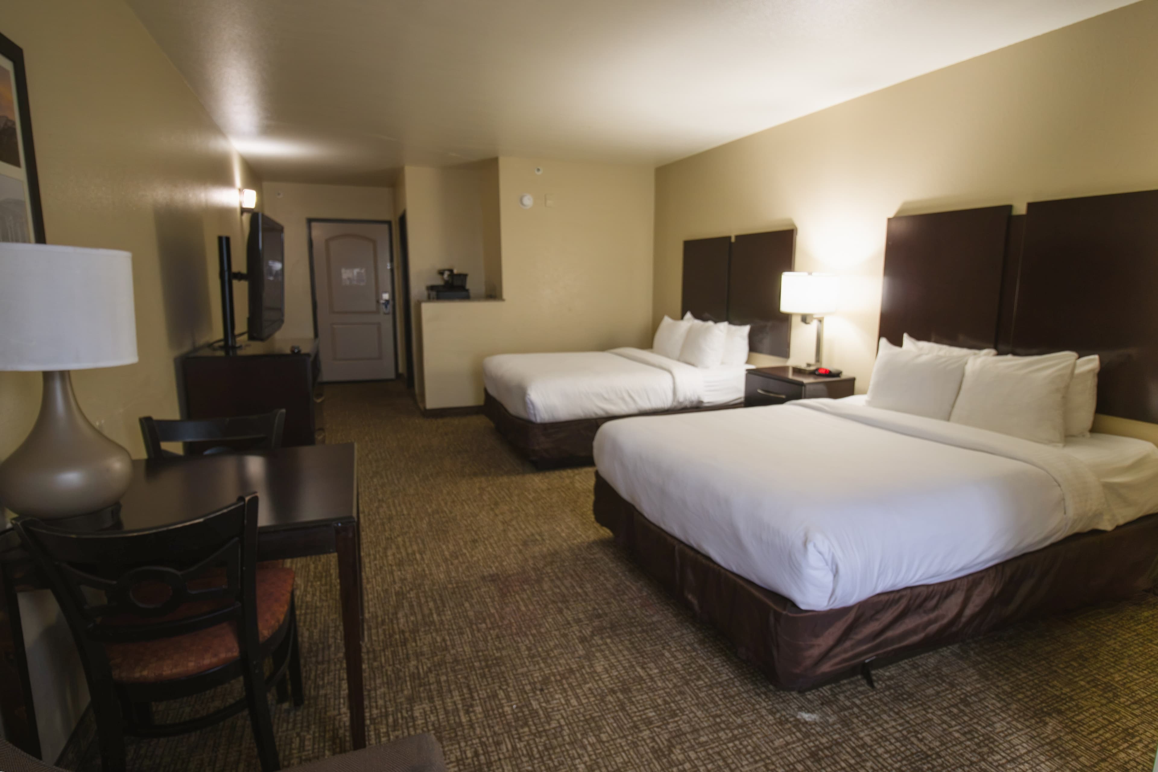Comfort Inn & Suites San Bernardino — 12