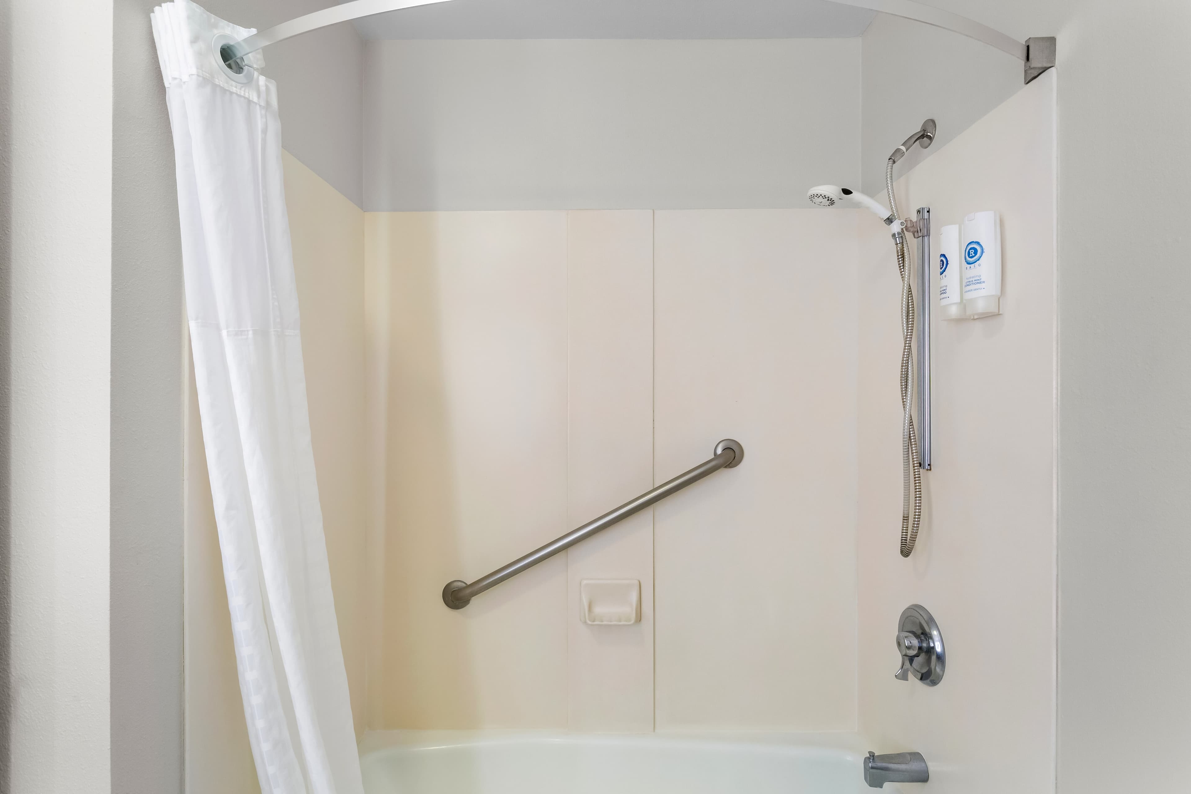 Comfort Inn & Suites Susanville — 16