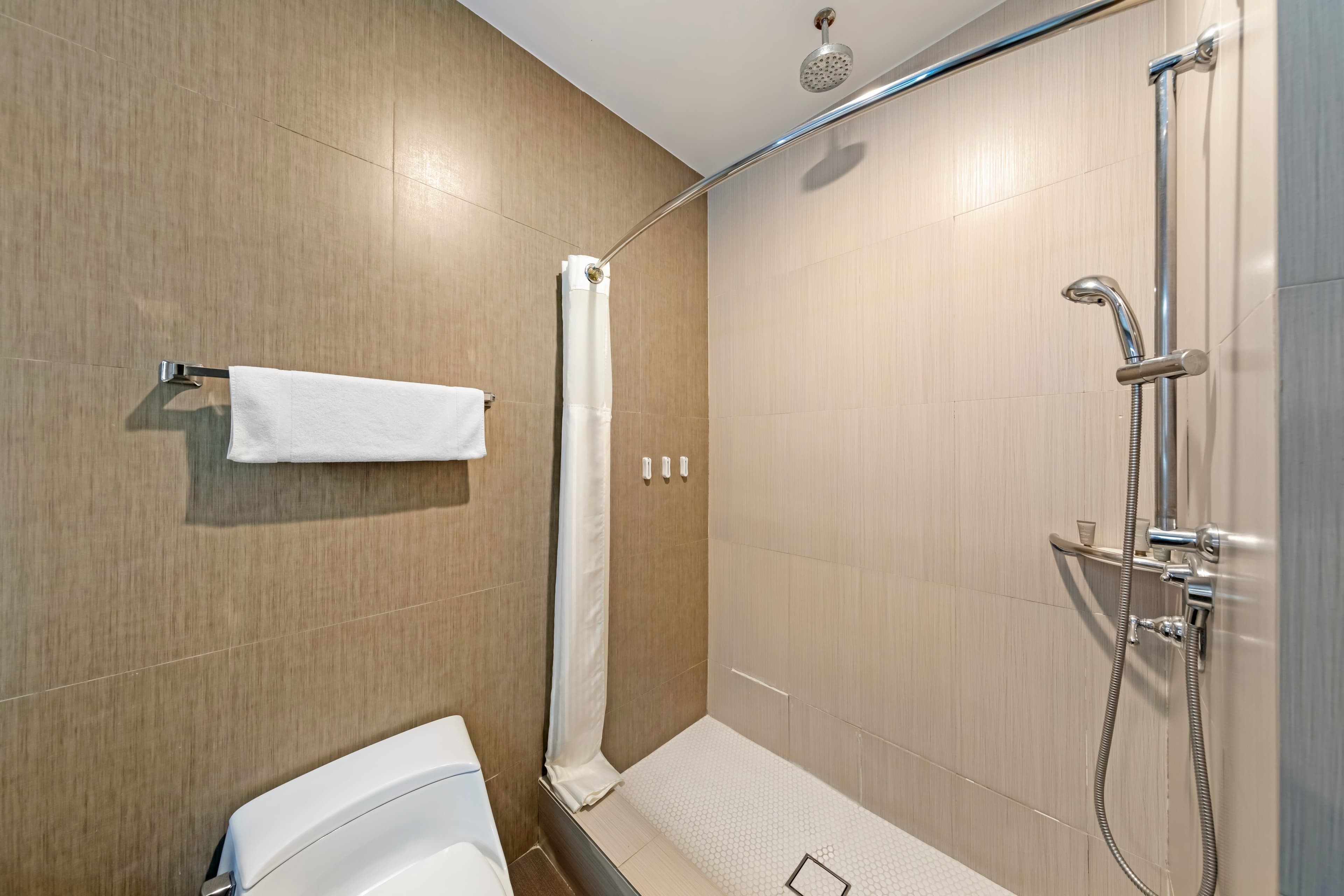 BLVD Hotel and Studios Universal-Hollywood, an Ascend Collection Hotel — 26