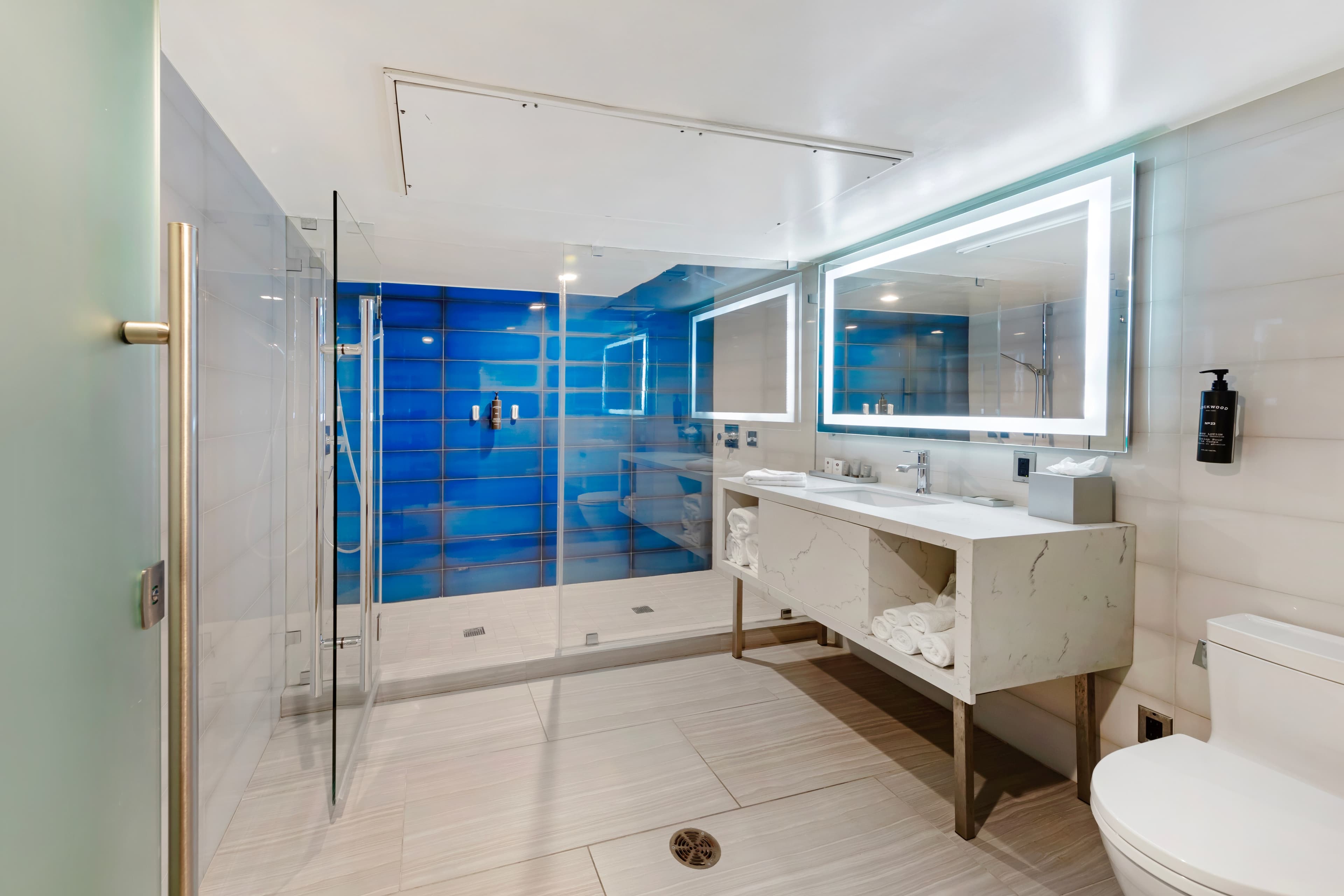BLVD Hotel and Studios Universal-Hollywood, an Ascend Collection Hotel — 32