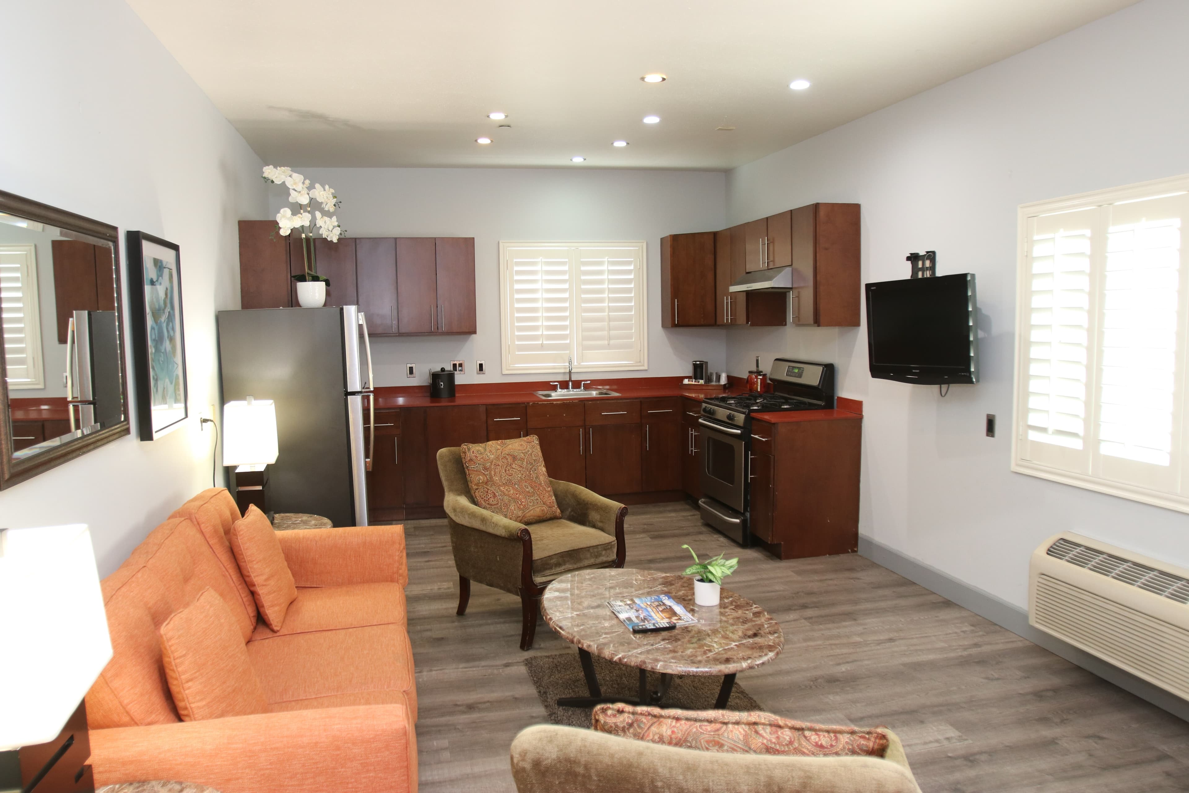 BLVD Hotel and Studios Universal-Hollywood, an Ascend Collection Hotel — 41