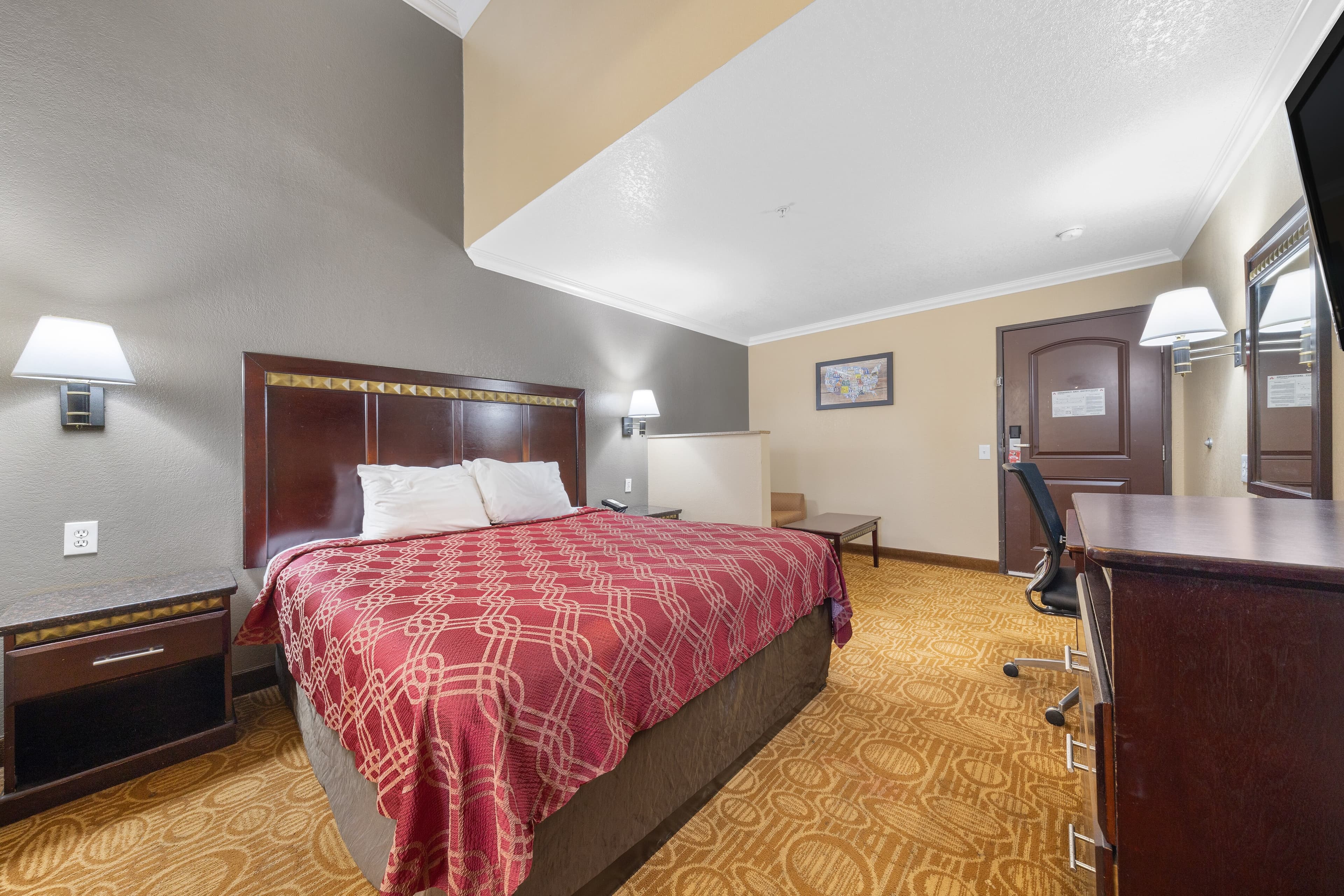 Econo Lodge Inn & Suites Fallbrook Downtown — 19