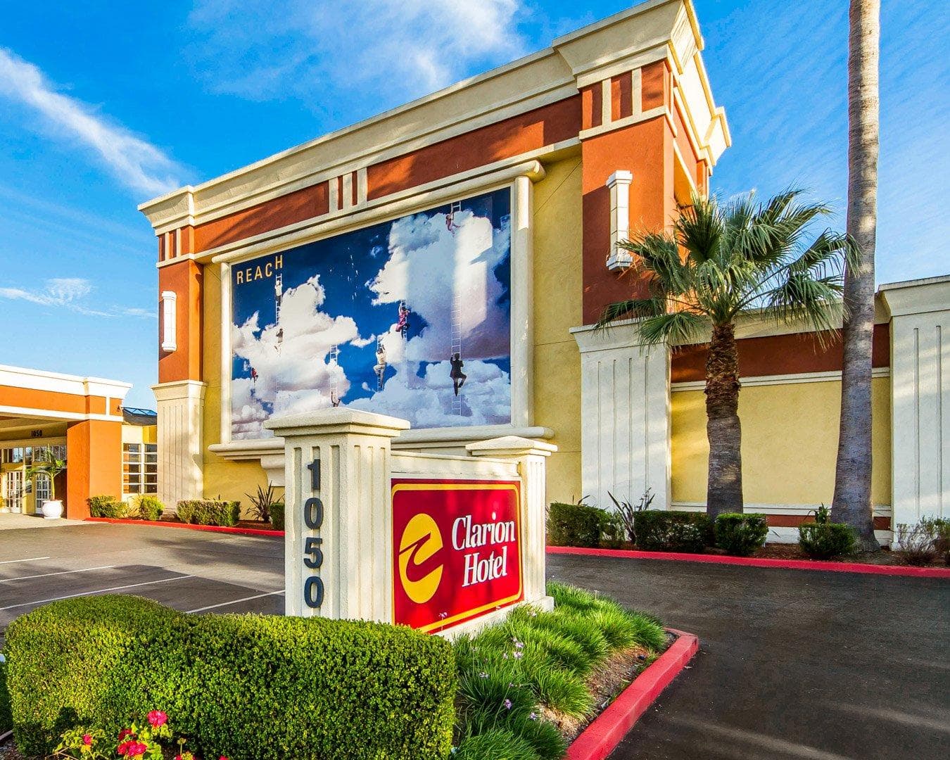 Clarion Hotel Concord/Walnut Creek - Image 1