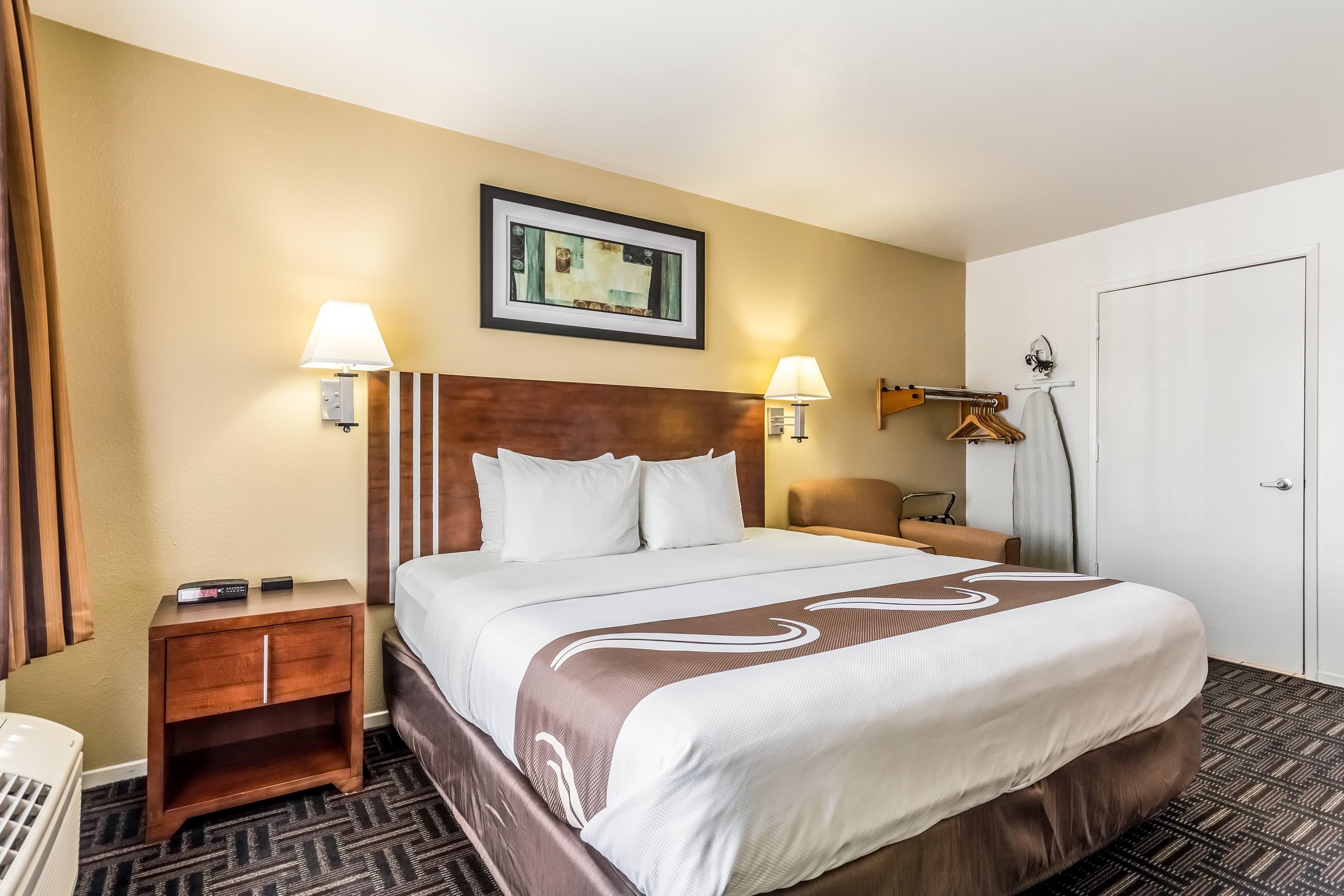 Quality Inn Fresno Near University - Image 5