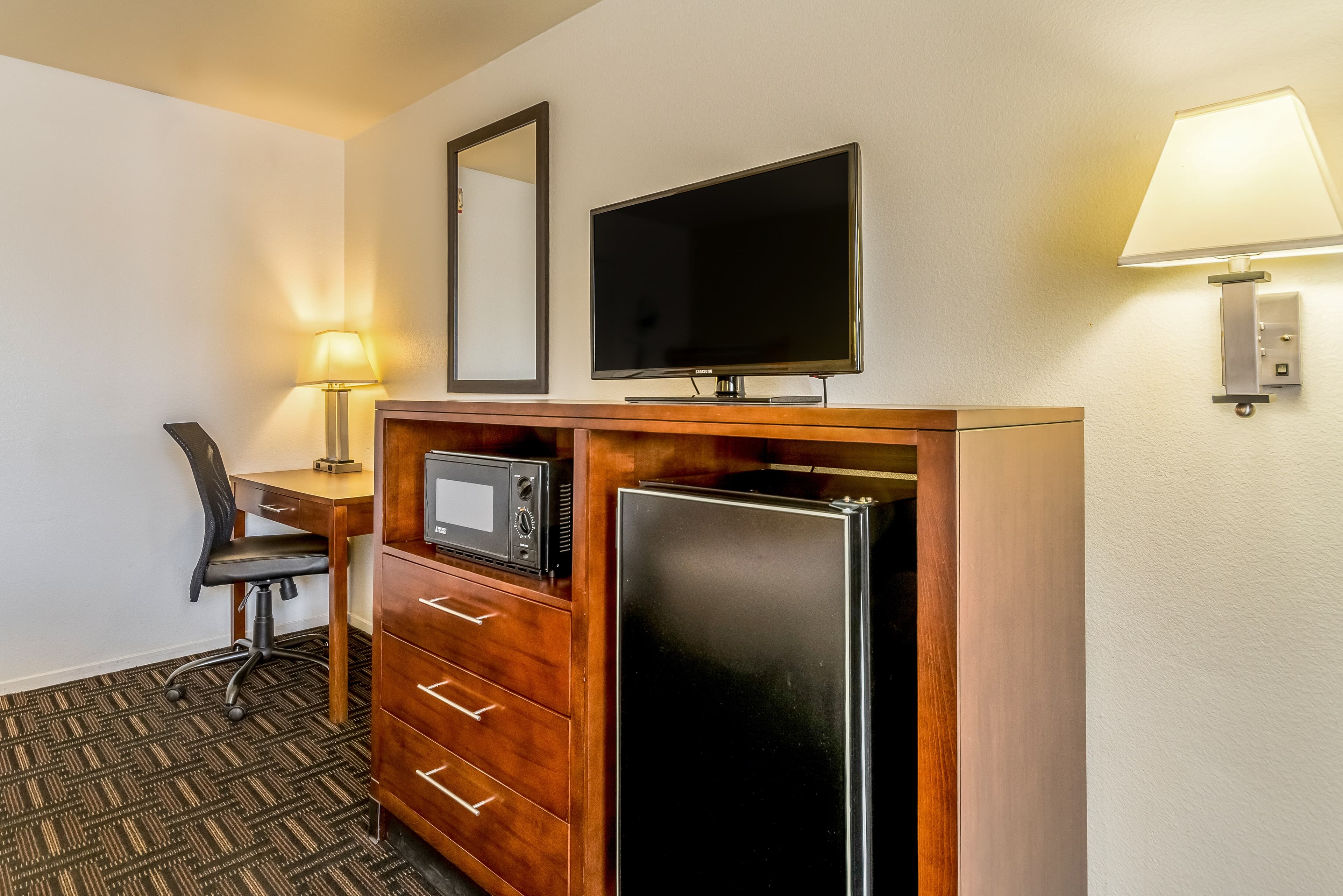 Quality Inn Fresno Near University — 7