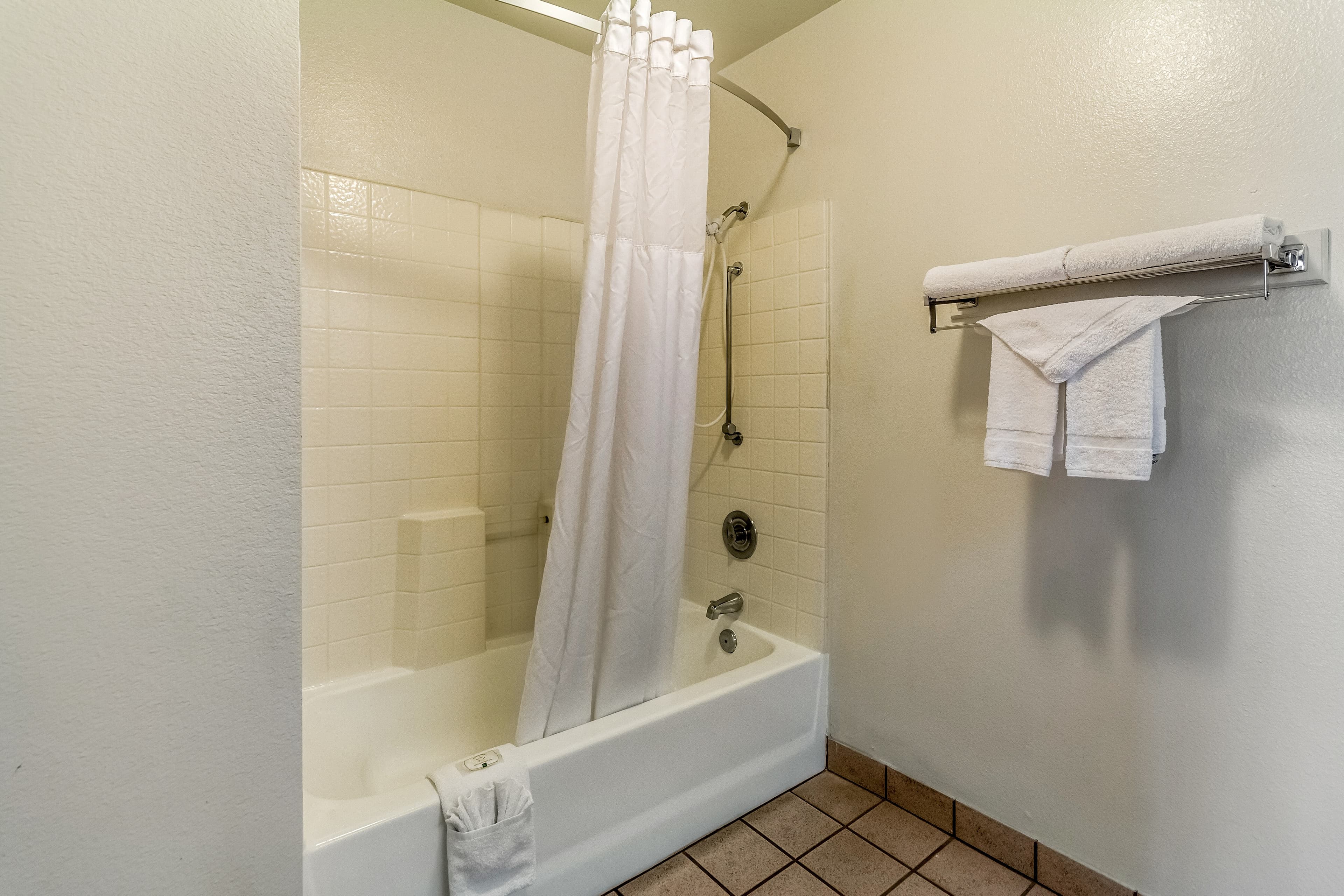 Quality Inn Fresno Near University — 13