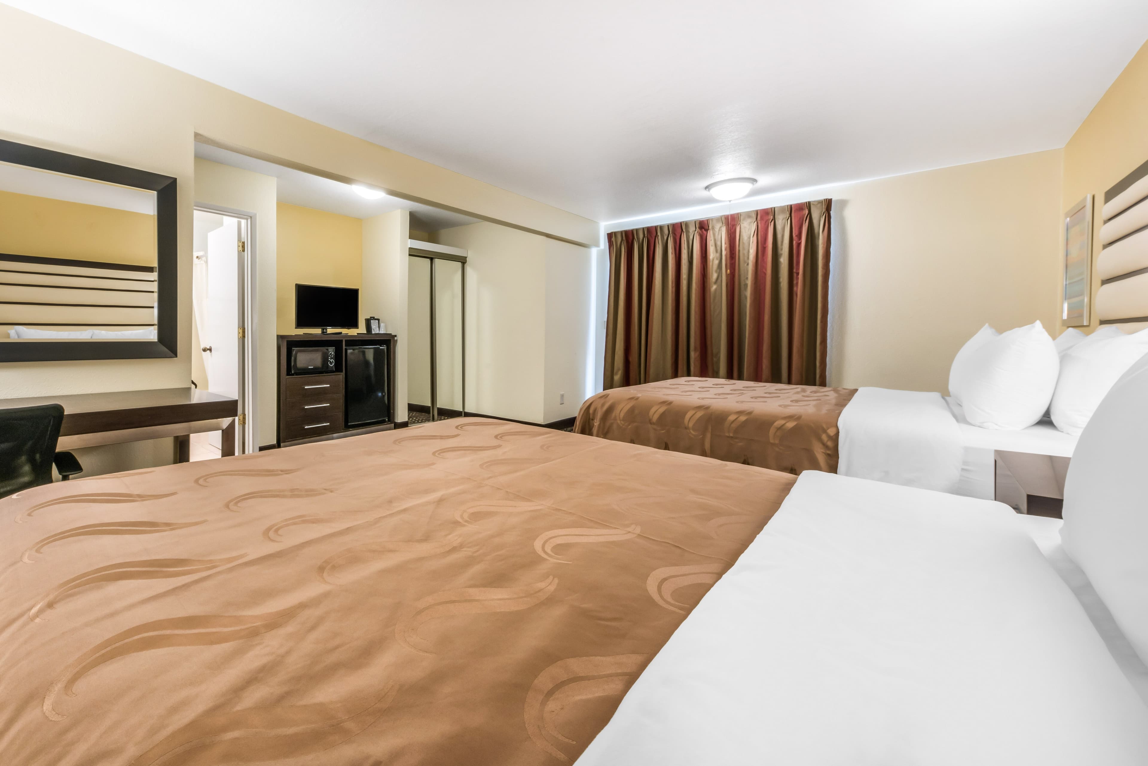 Quality Inn & Suites Capitola By the Sea — 13