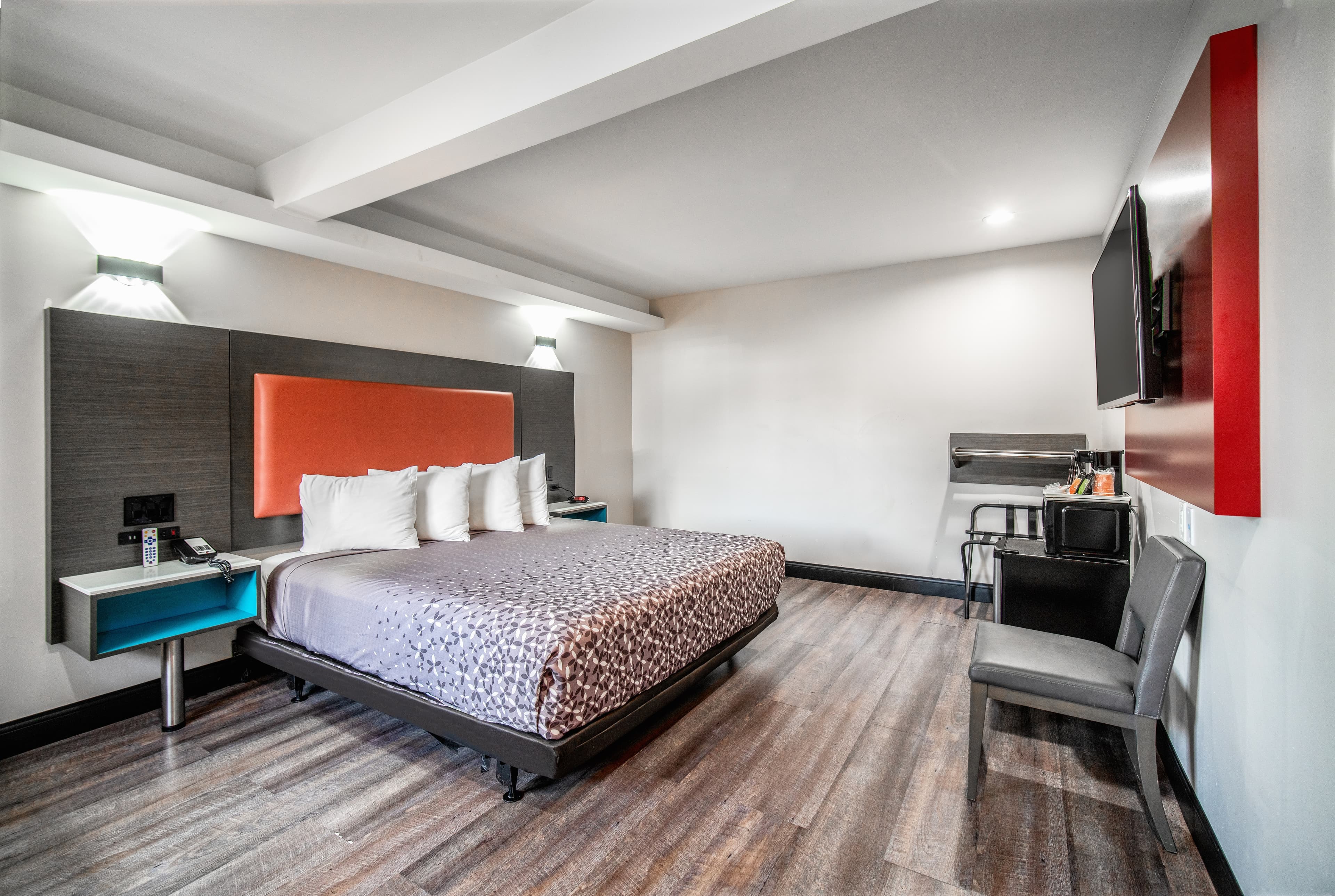 Rodeway Inn South Gate - Los Angeles South — 2