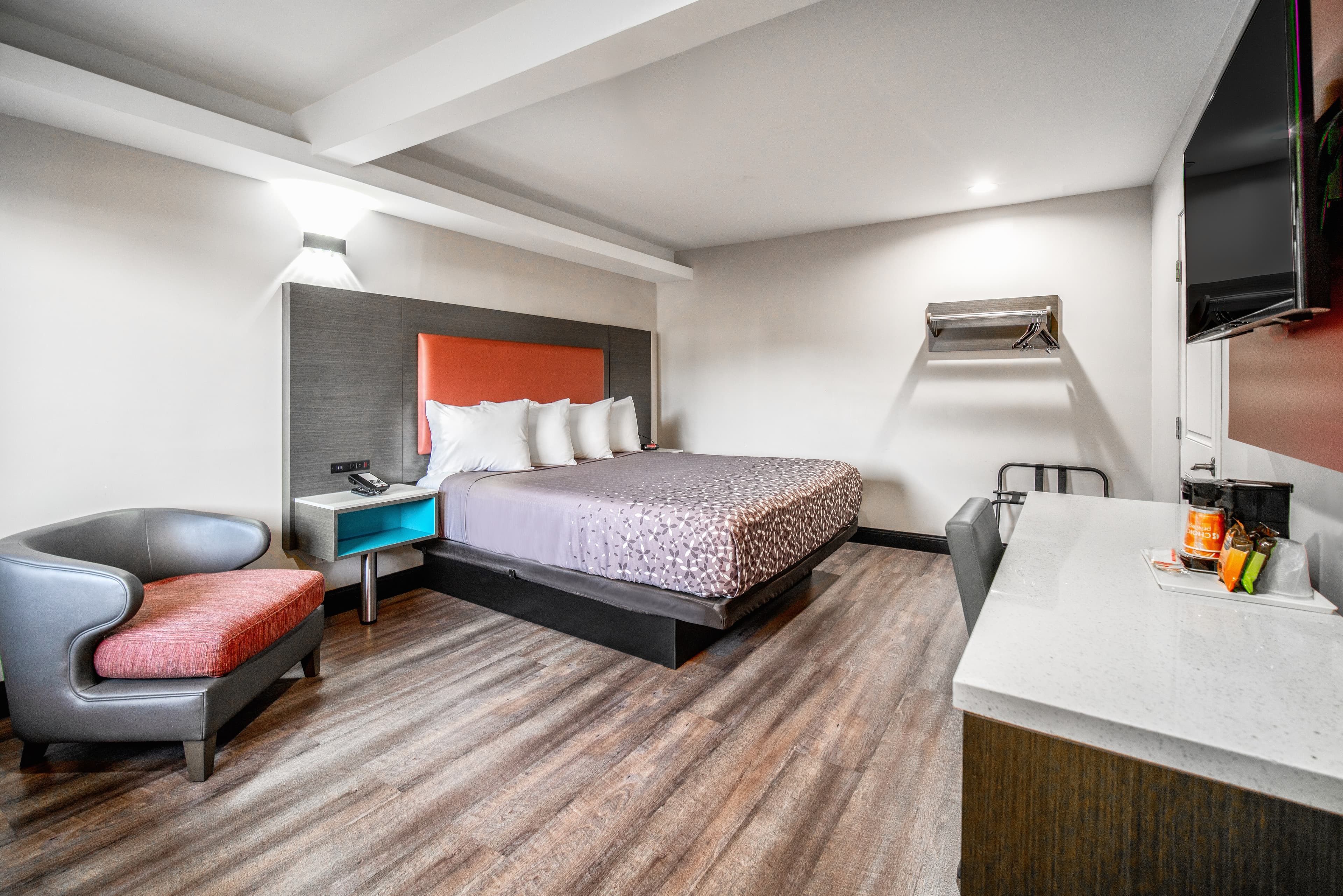 Rodeway Inn South Gate - Los Angeles South — 10