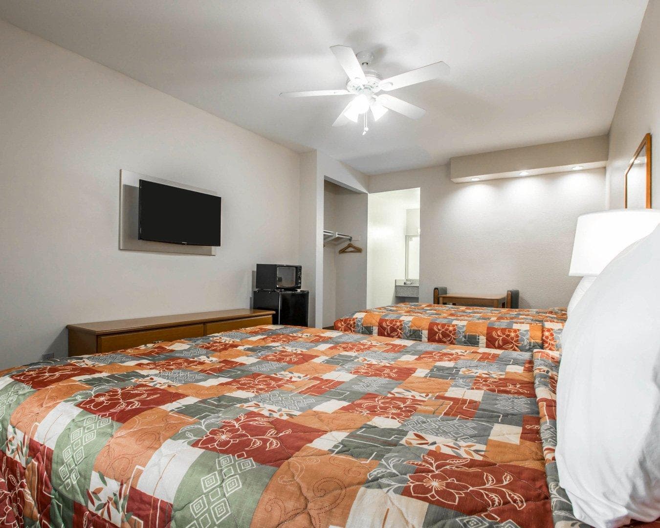 Rodeway Inn Encinitas North — 8