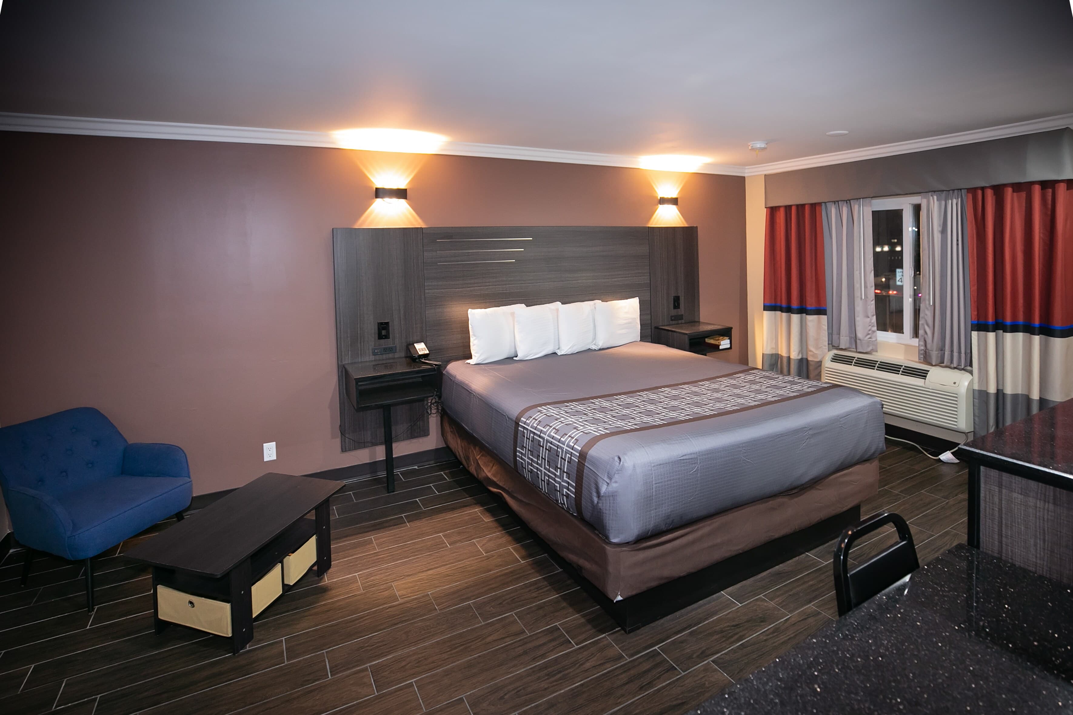 Rodeway Inn & Suites Bellflower - Image 2
