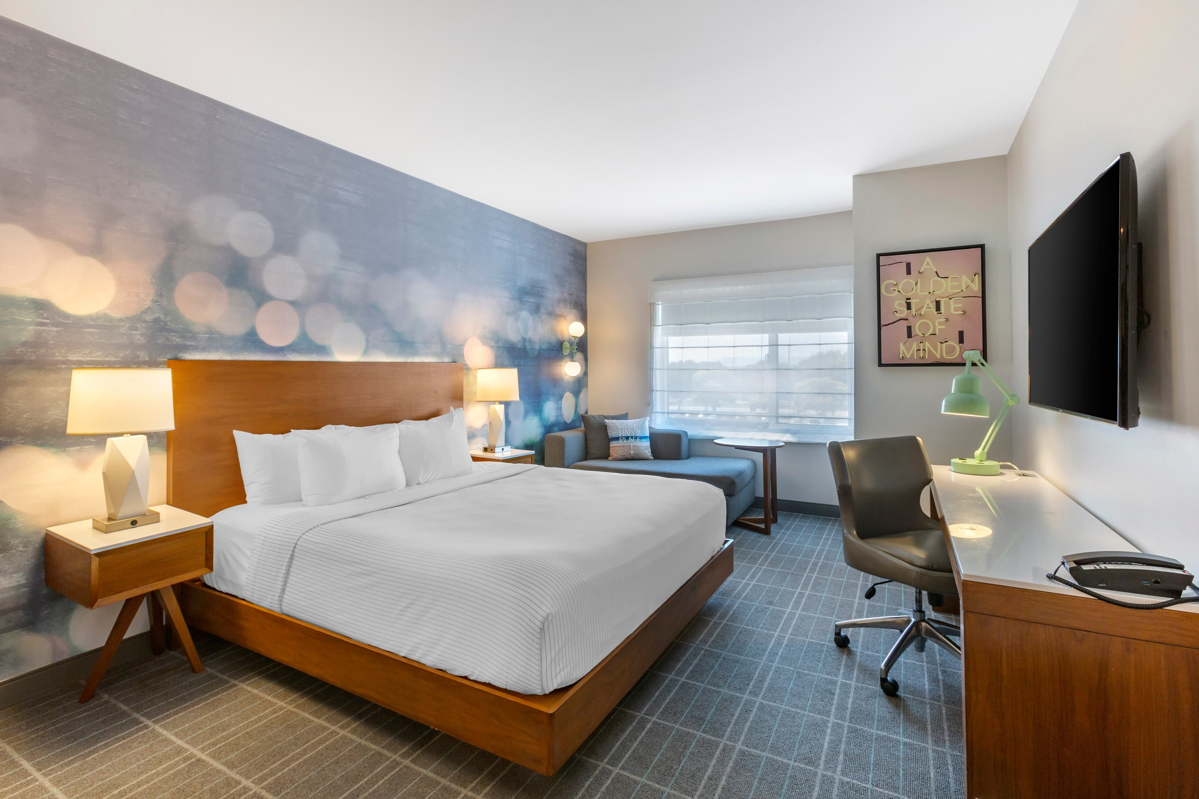 Cambria Hotel LAX - Image 3