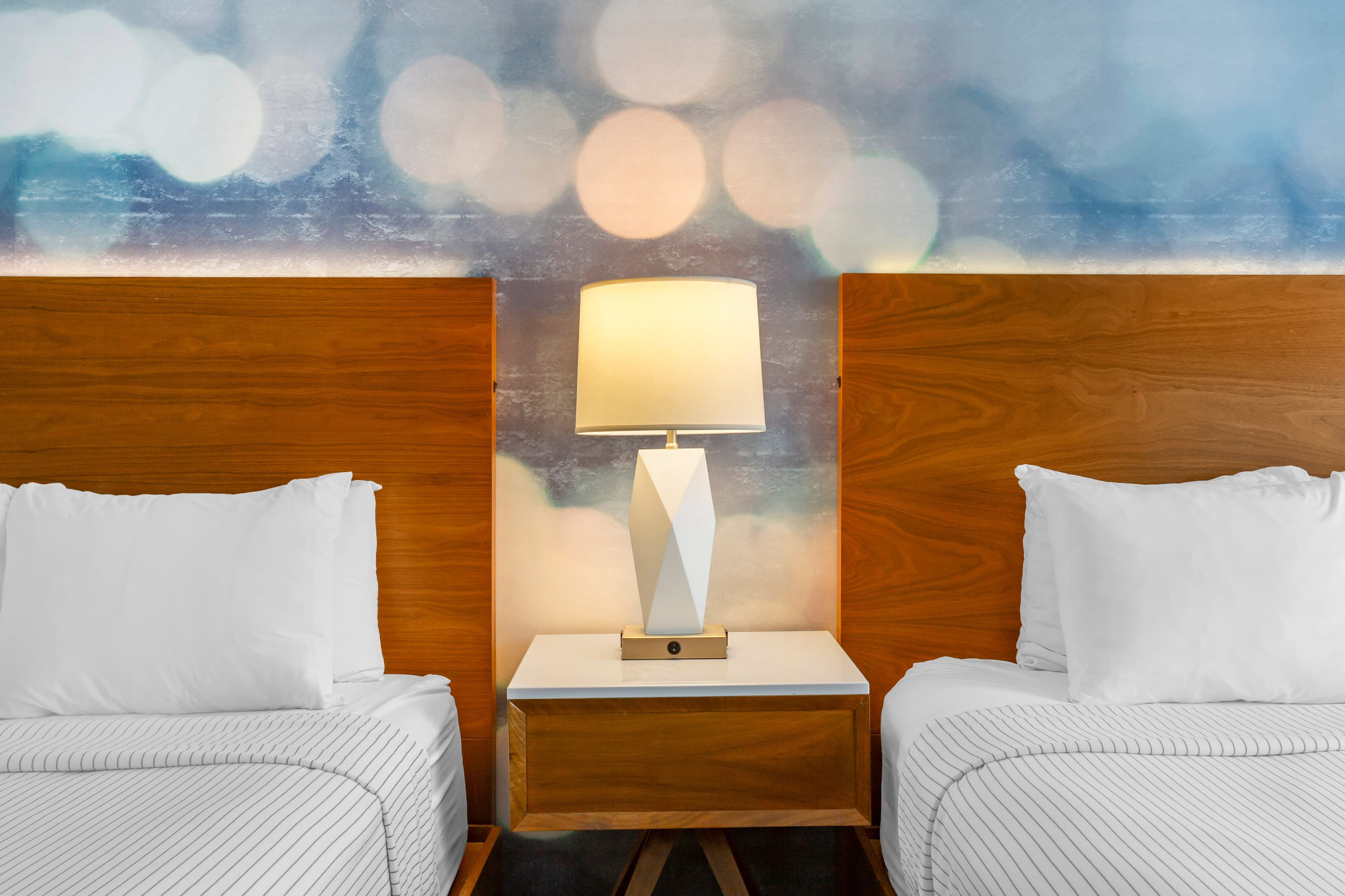 Cambria Hotel LAX — 17