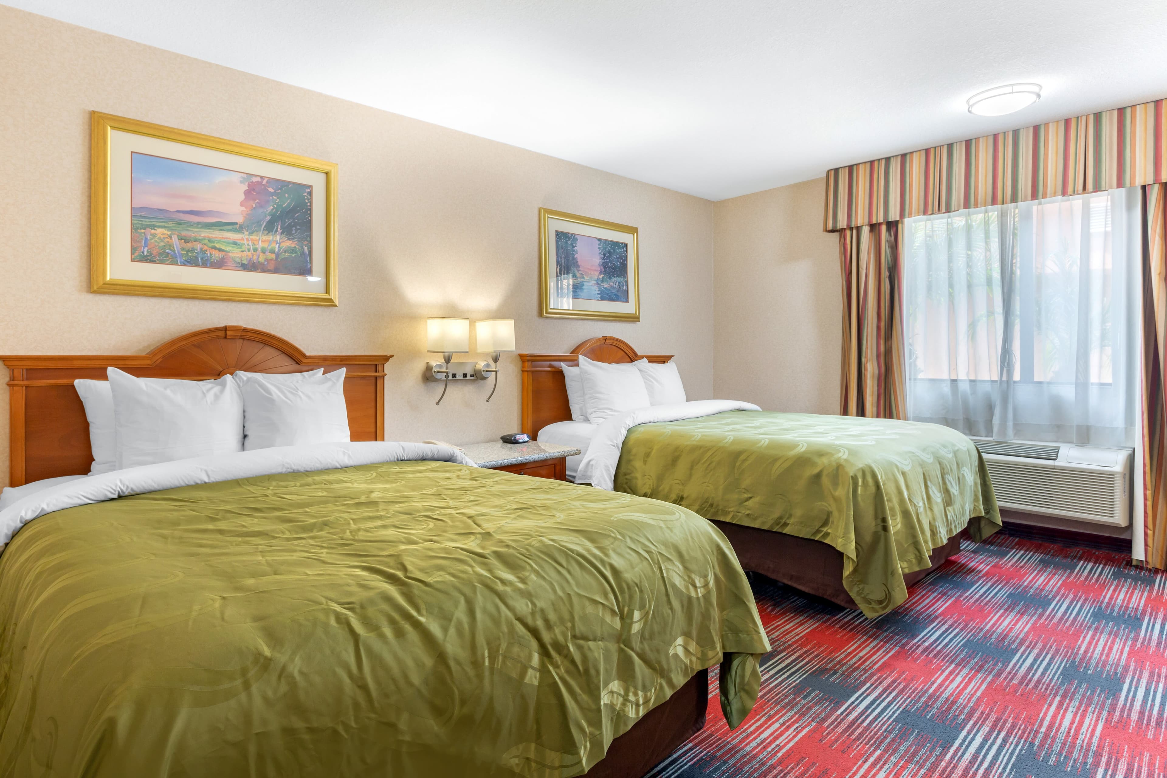 Quality Inn & Suites Oceanside Near Camp Pendleton — 19
