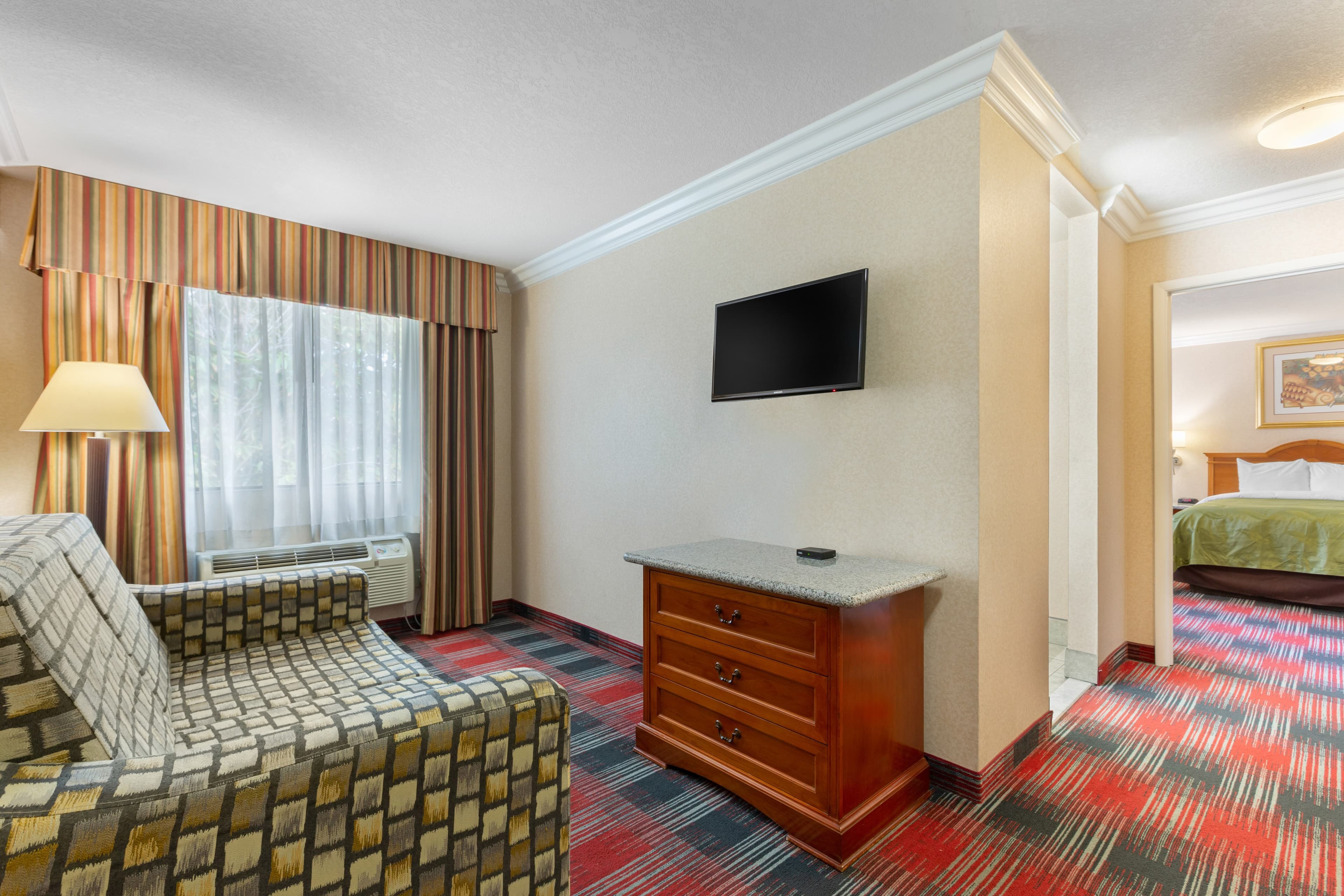 Quality Inn & Suites Oceanside Near Camp Pendleton — 31