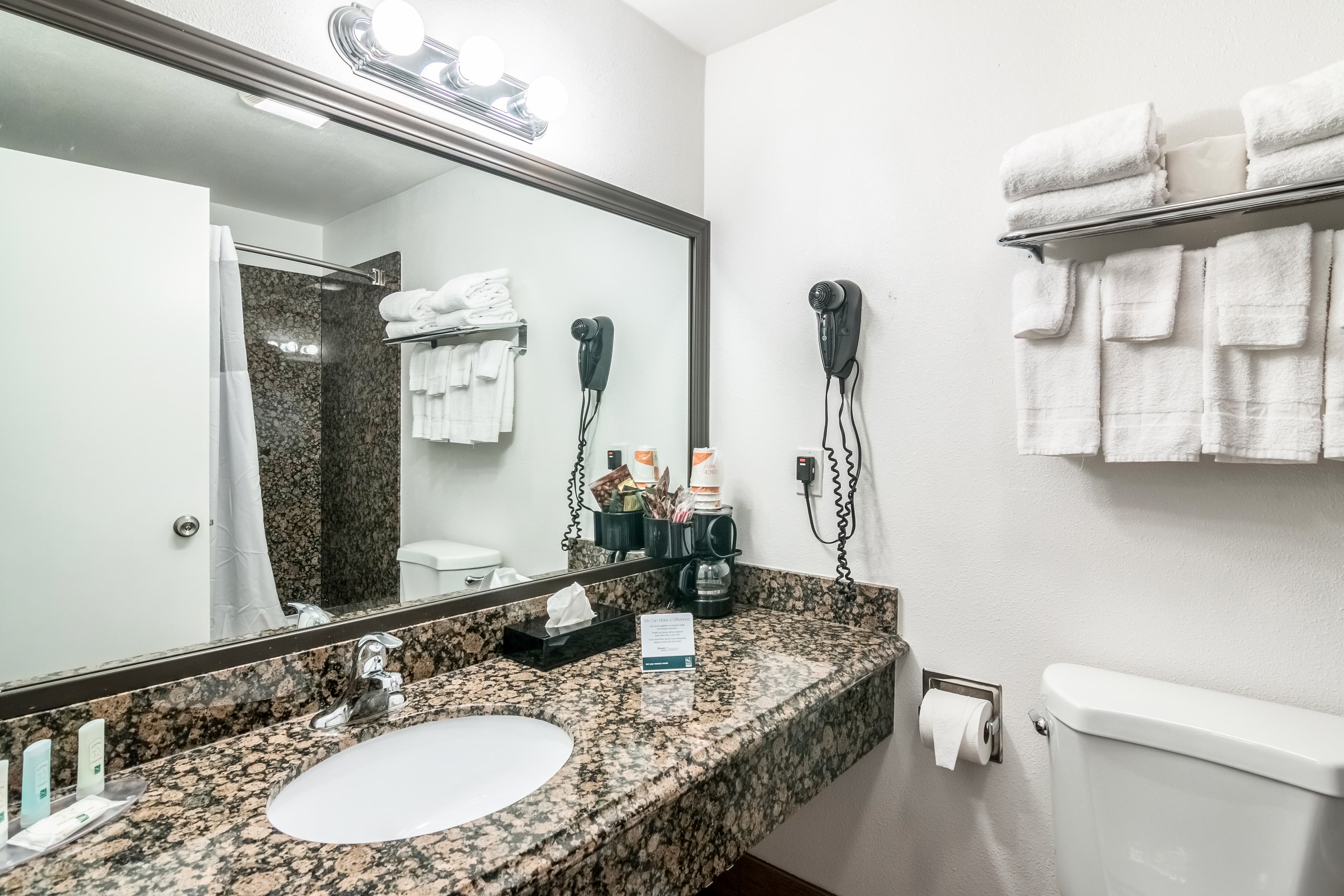 Quality Inn & Suites near Downtown Bakersfield — 10