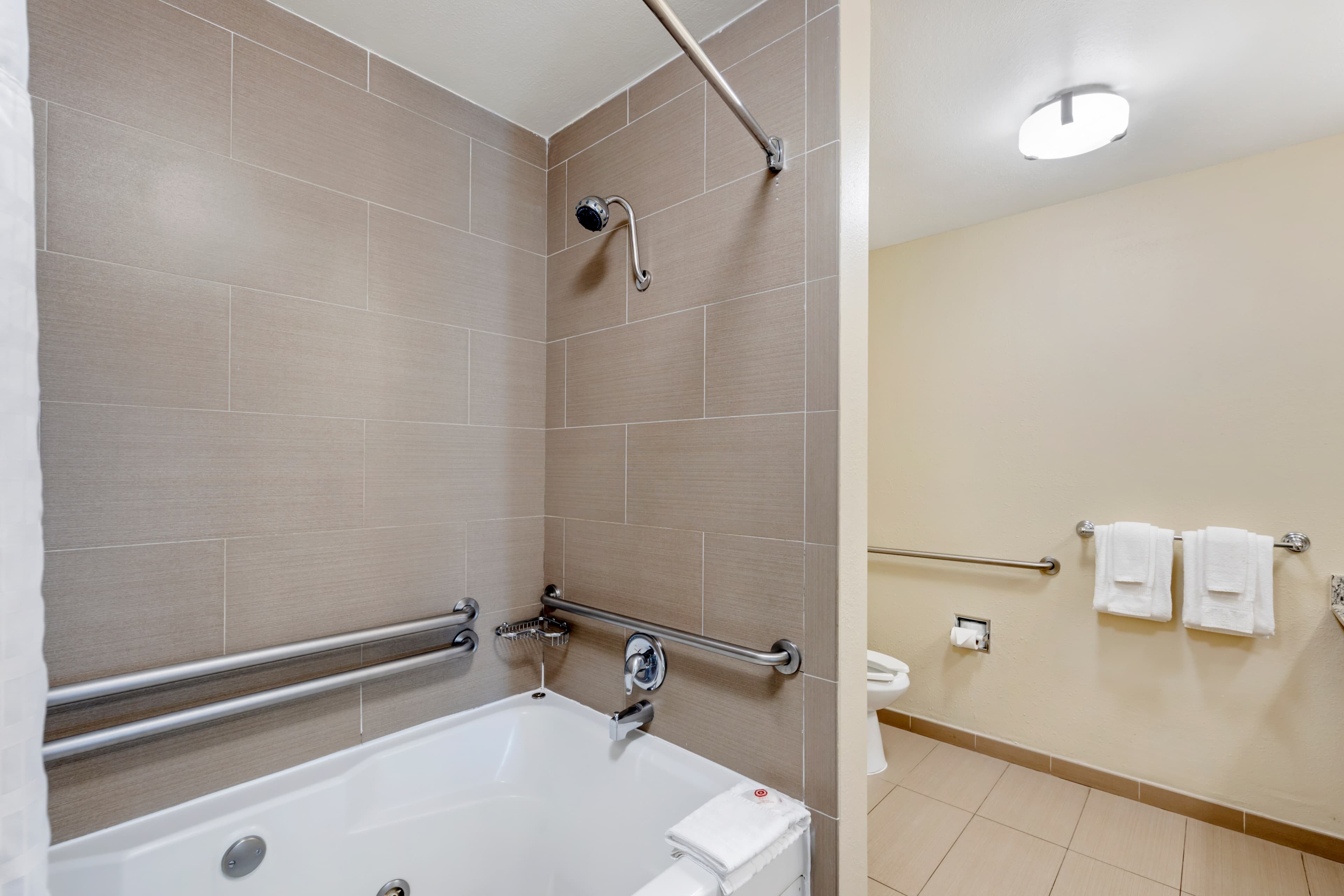 Comfort Inn & Suites Rocklin - Roseville — 29