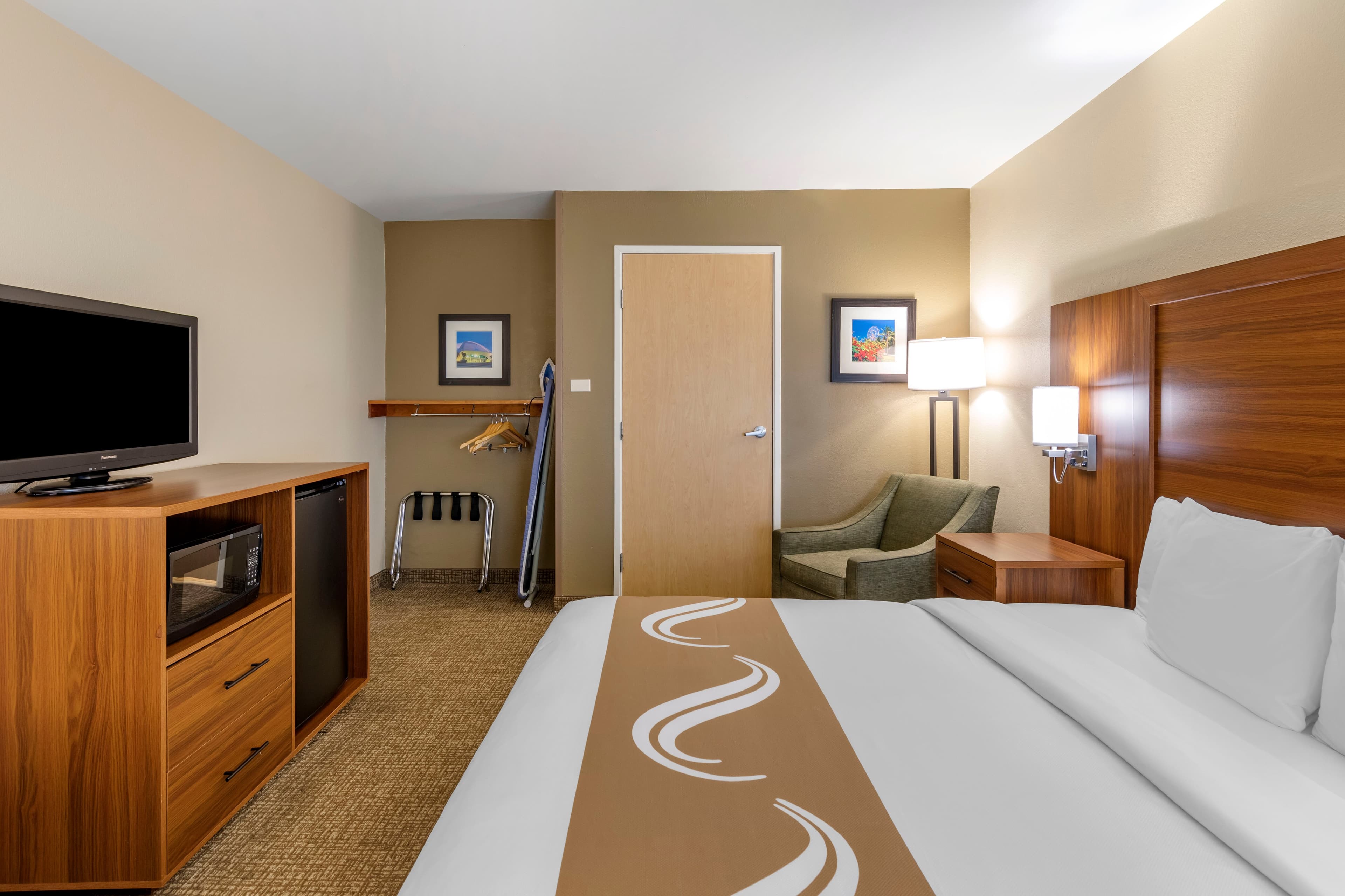 Quality Inn Placentia Anaheim Fullerton — 7