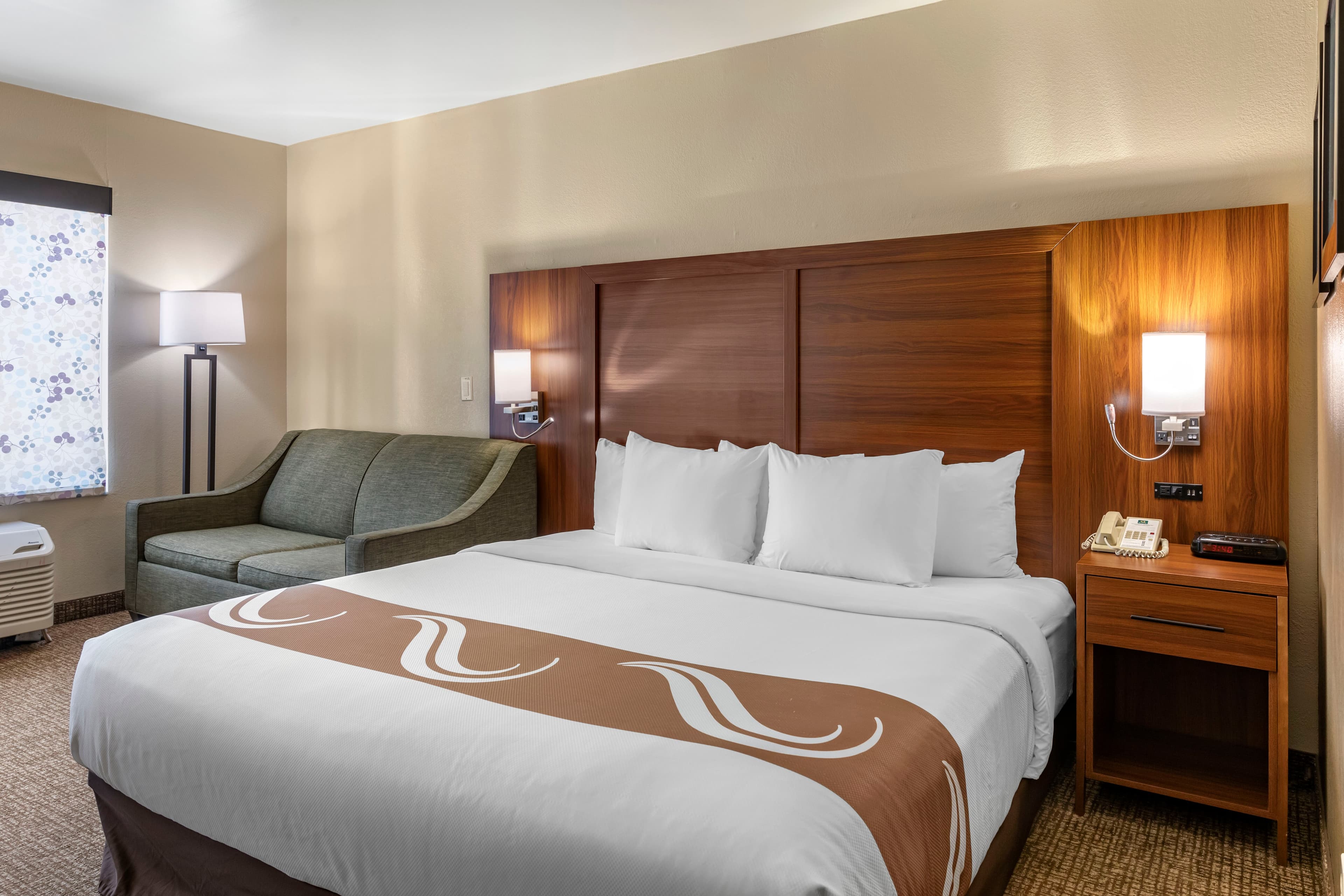 Quality Inn Placentia Anaheim Fullerton — 11