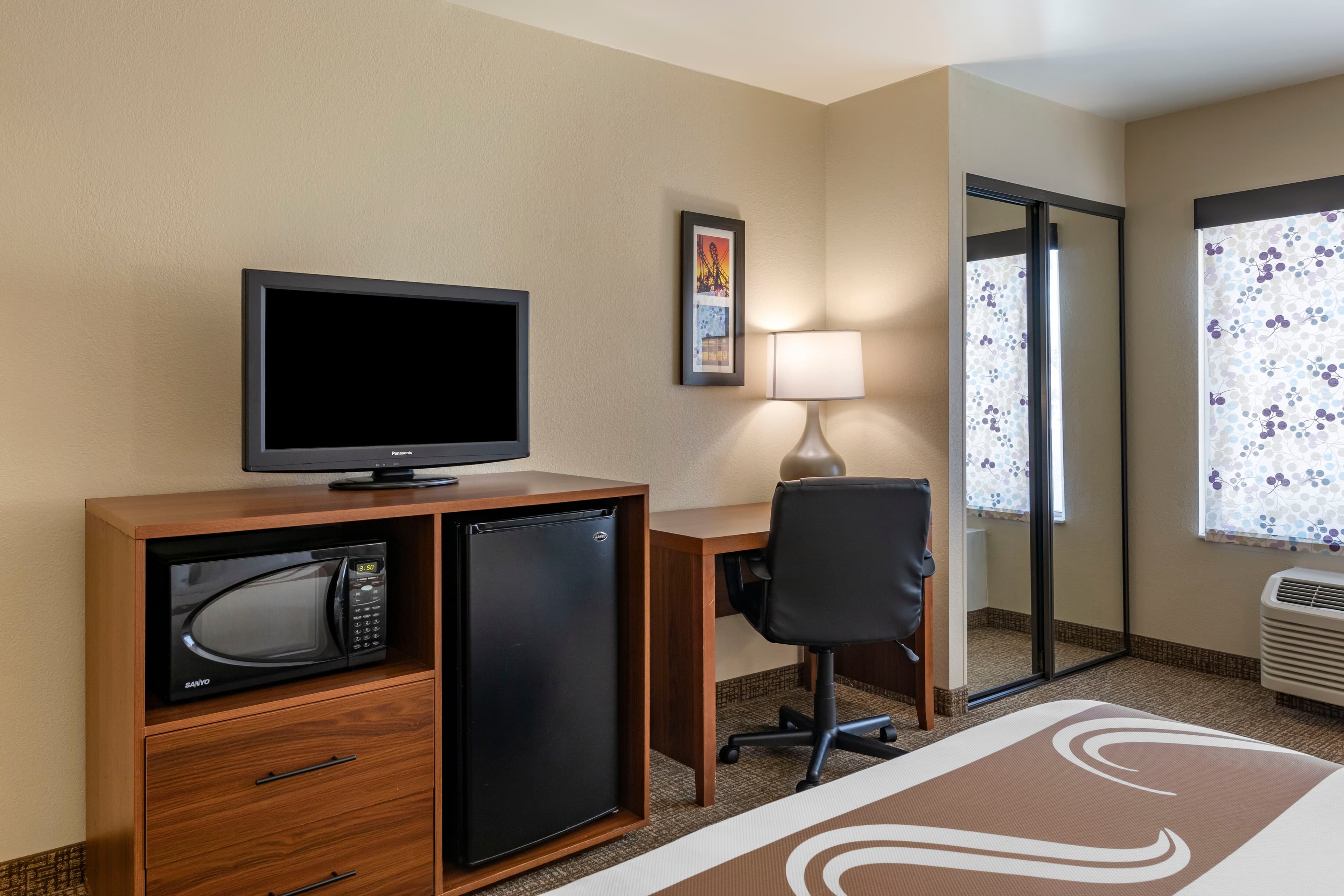 Quality Inn Placentia Anaheim Fullerton — 12