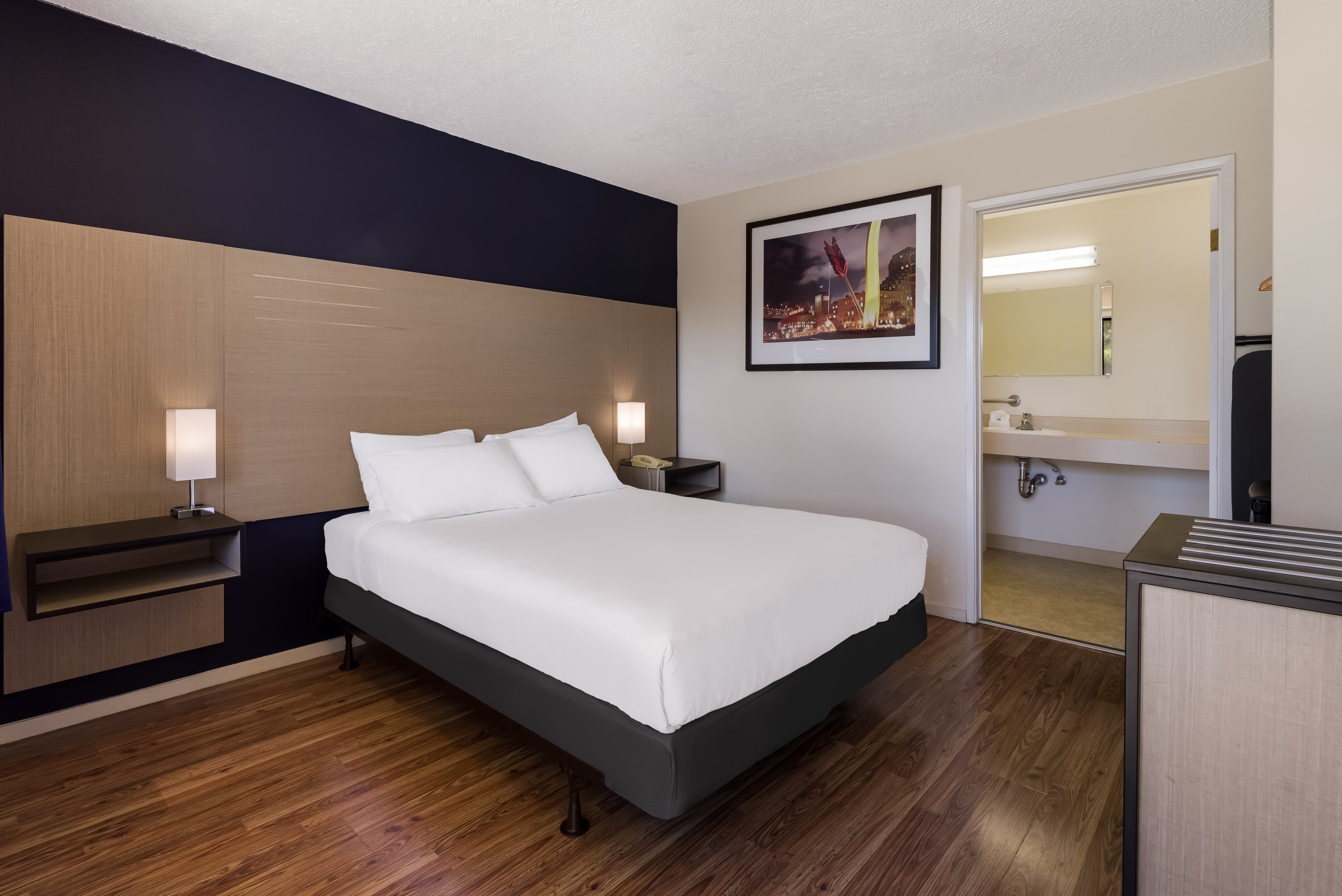 Rodeway Inn Livermore - Image 2
