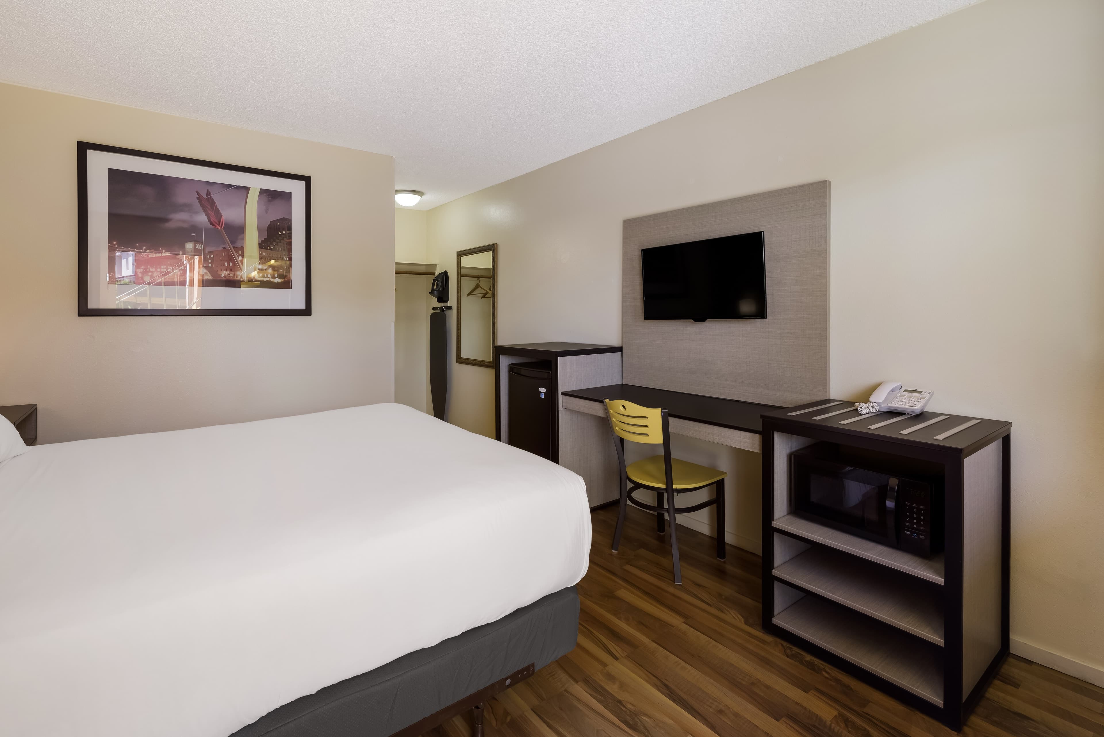 Rodeway Inn Livermore - Image 5