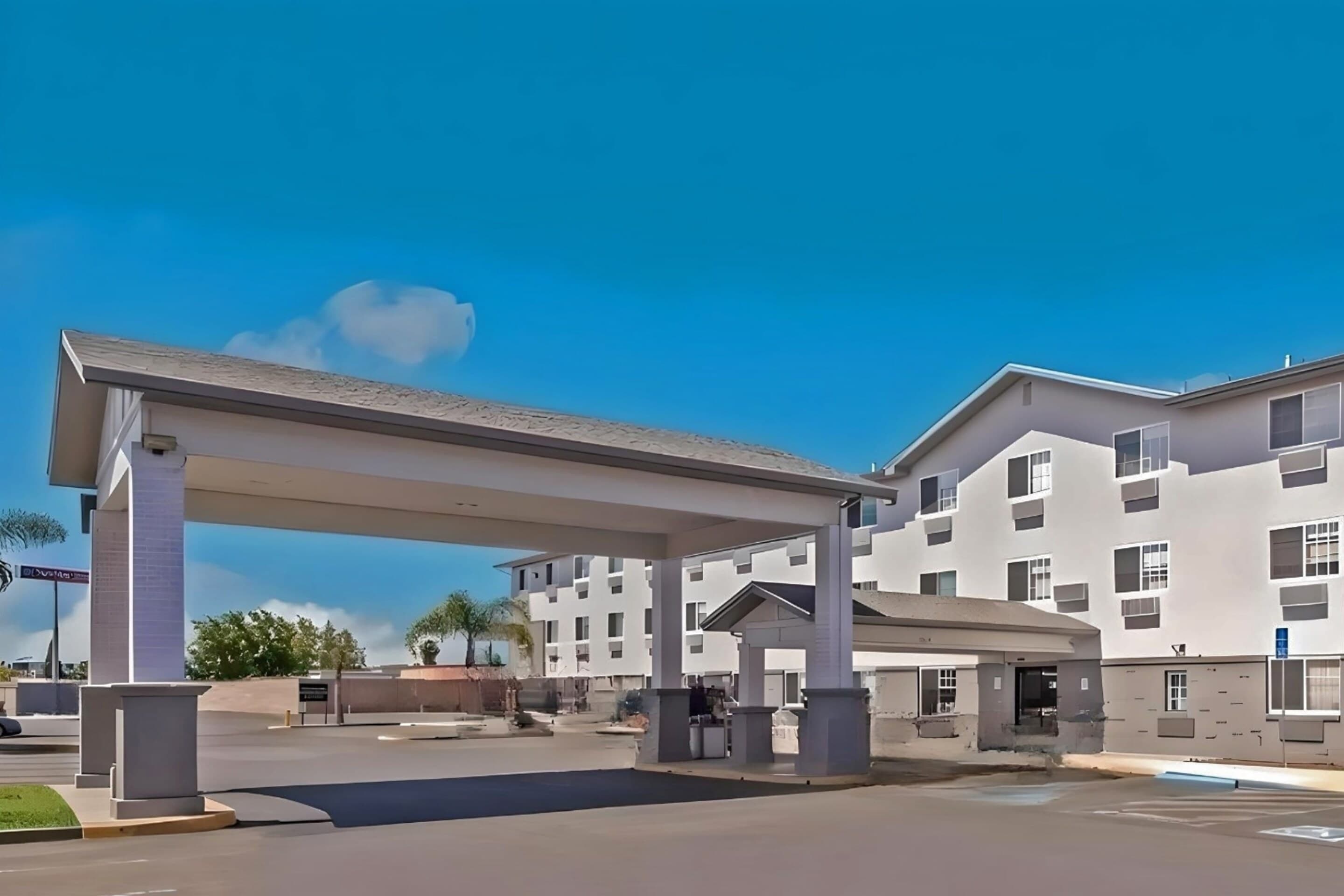 Comfort Inn Hayward - Oakland South - Image 1