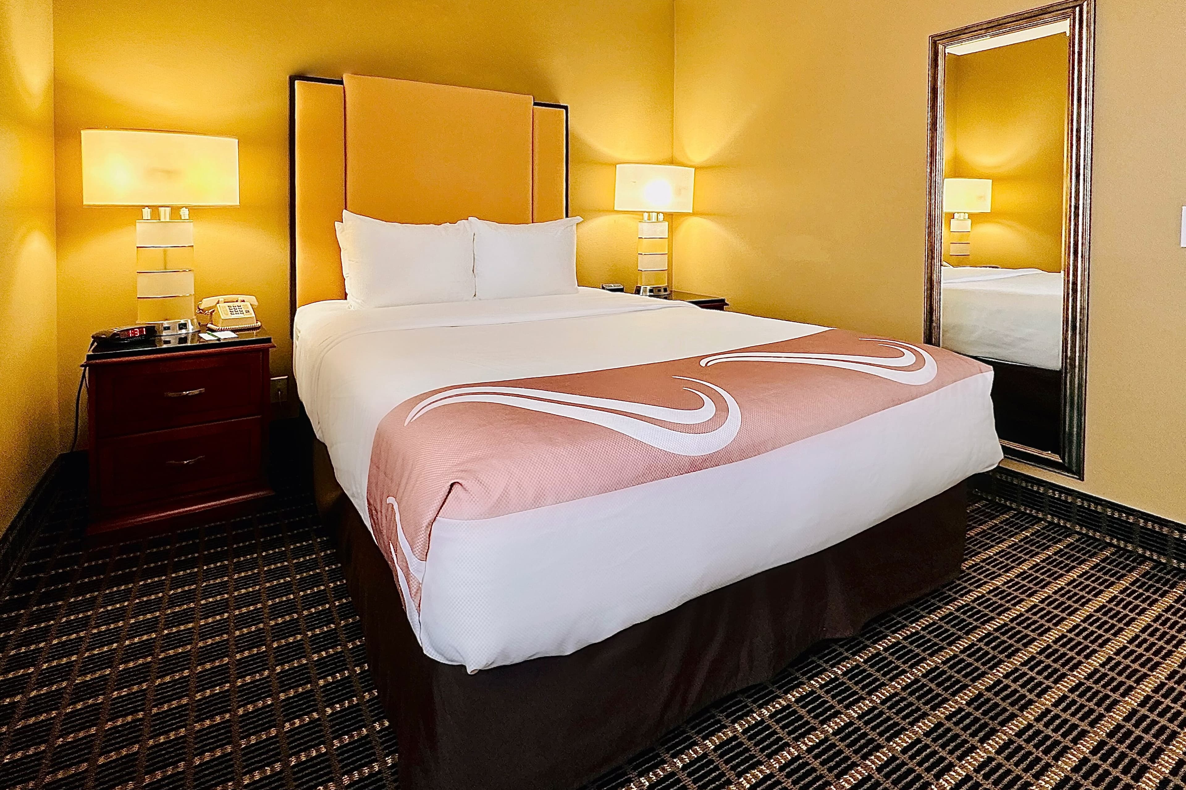 Quality Inn & Suites Westminster Seal Beach — 26