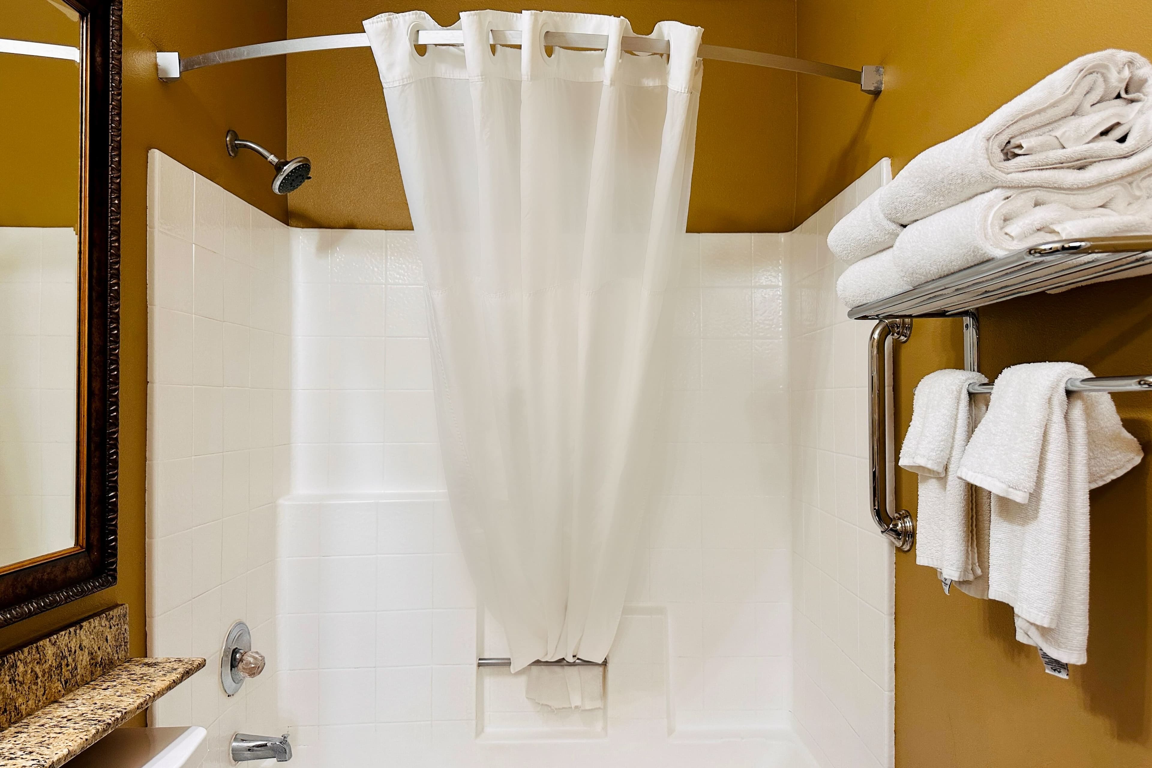 Quality Inn & Suites Westminster Seal Beach — 30