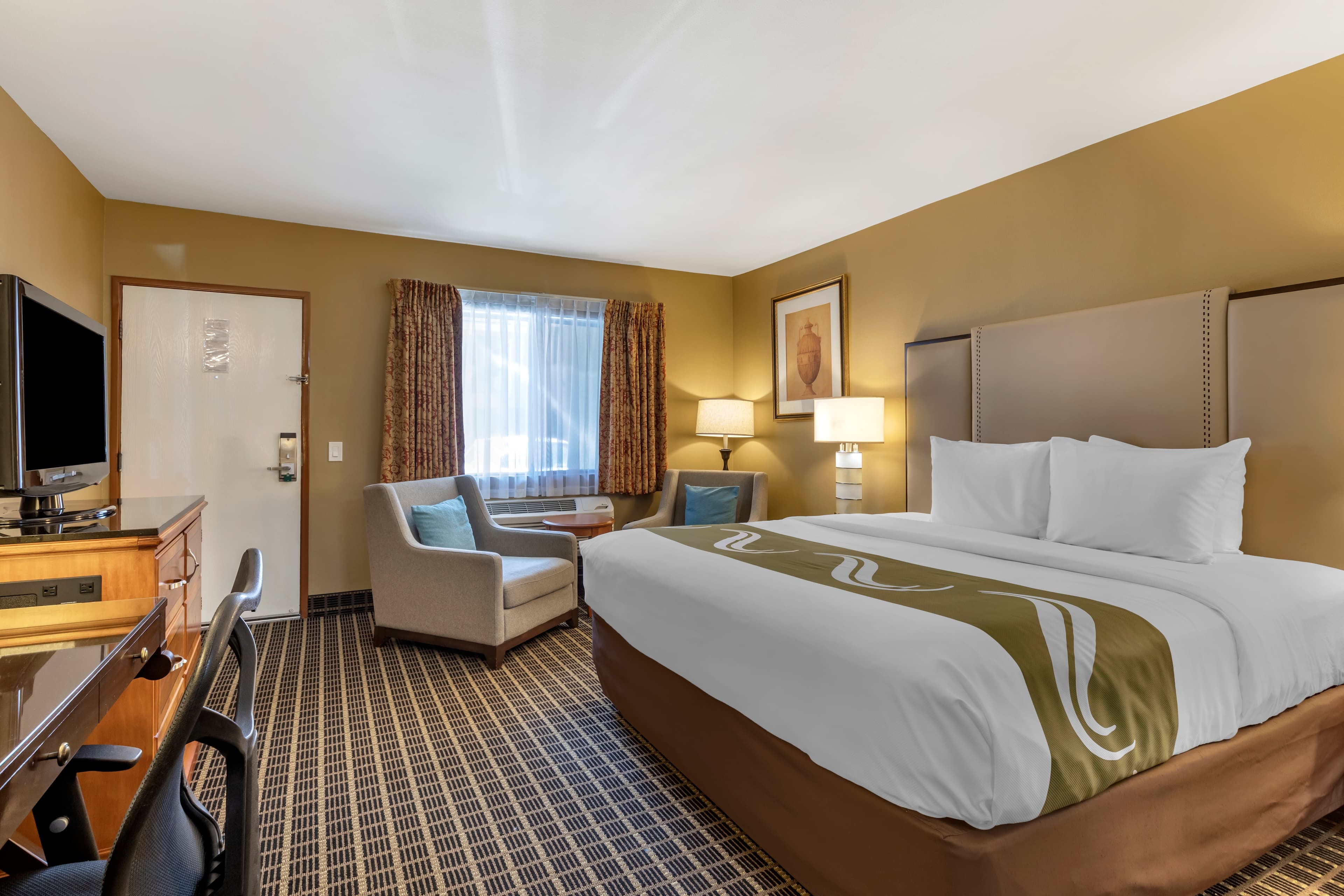 Quality Inn & Suites Westminster Seal Beach — 15