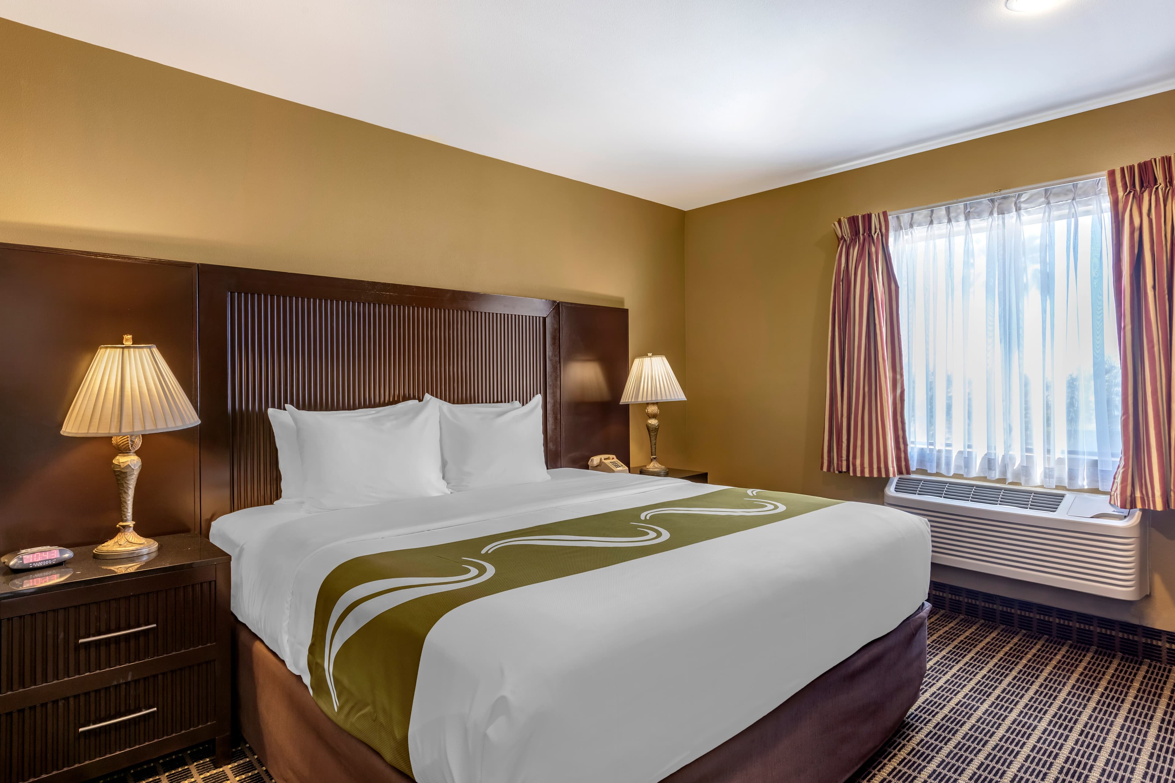 Quality Inn & Suites Westminster Seal Beach — 22