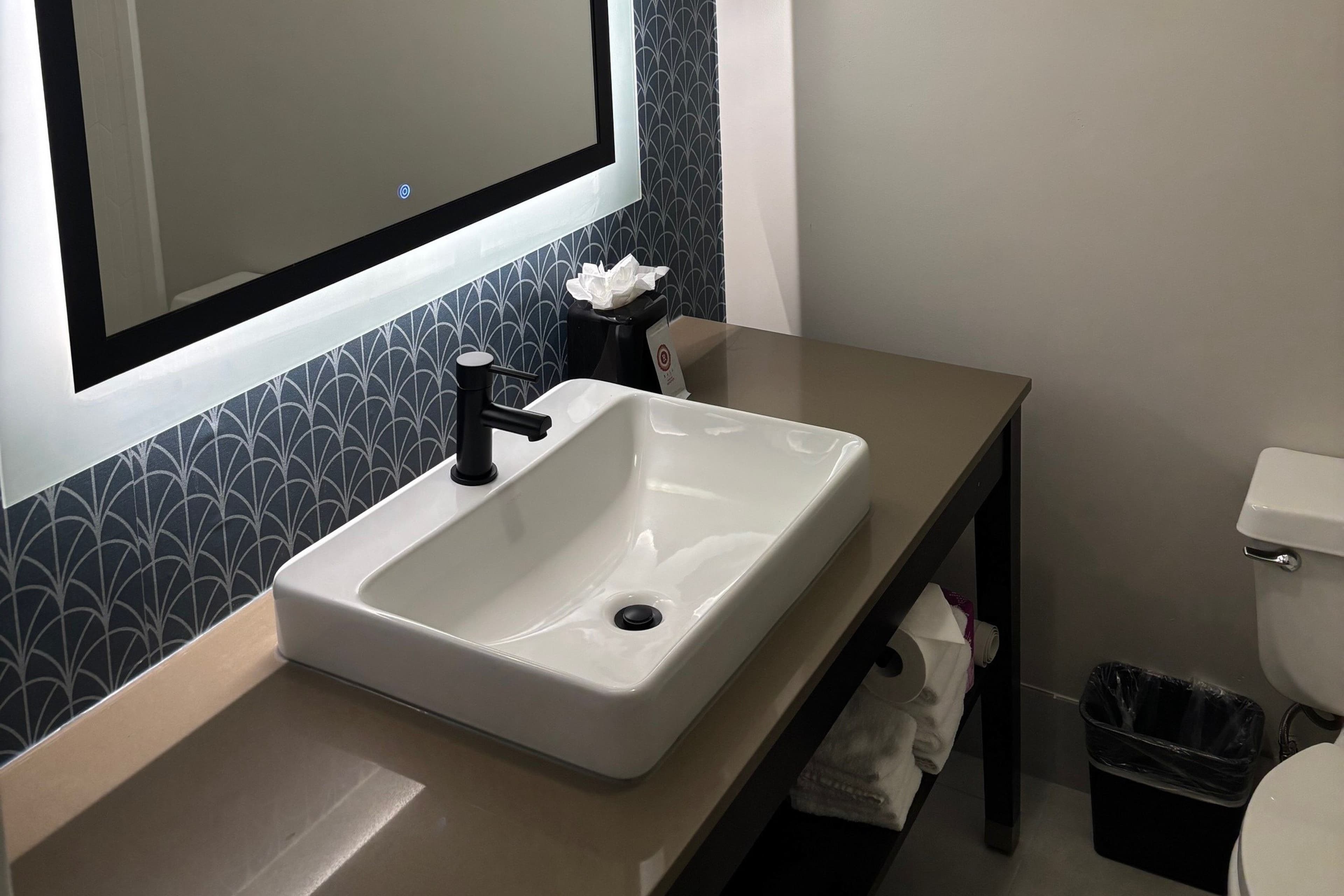 Country Inn & Suites by Radisson, San Jose International Airport, CA — 7
