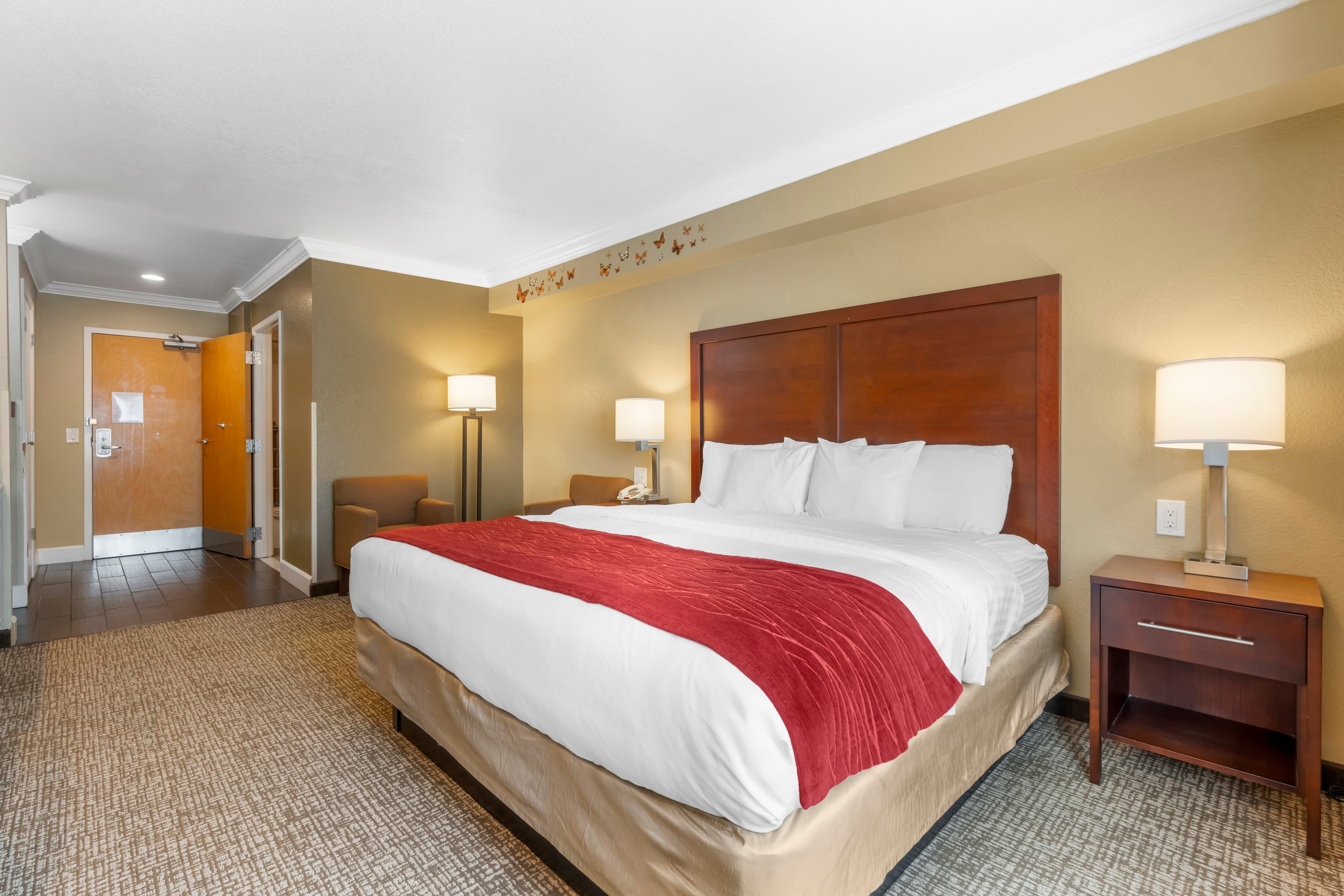 Comfort Inn Arcata-Humboldt Area - Image 2