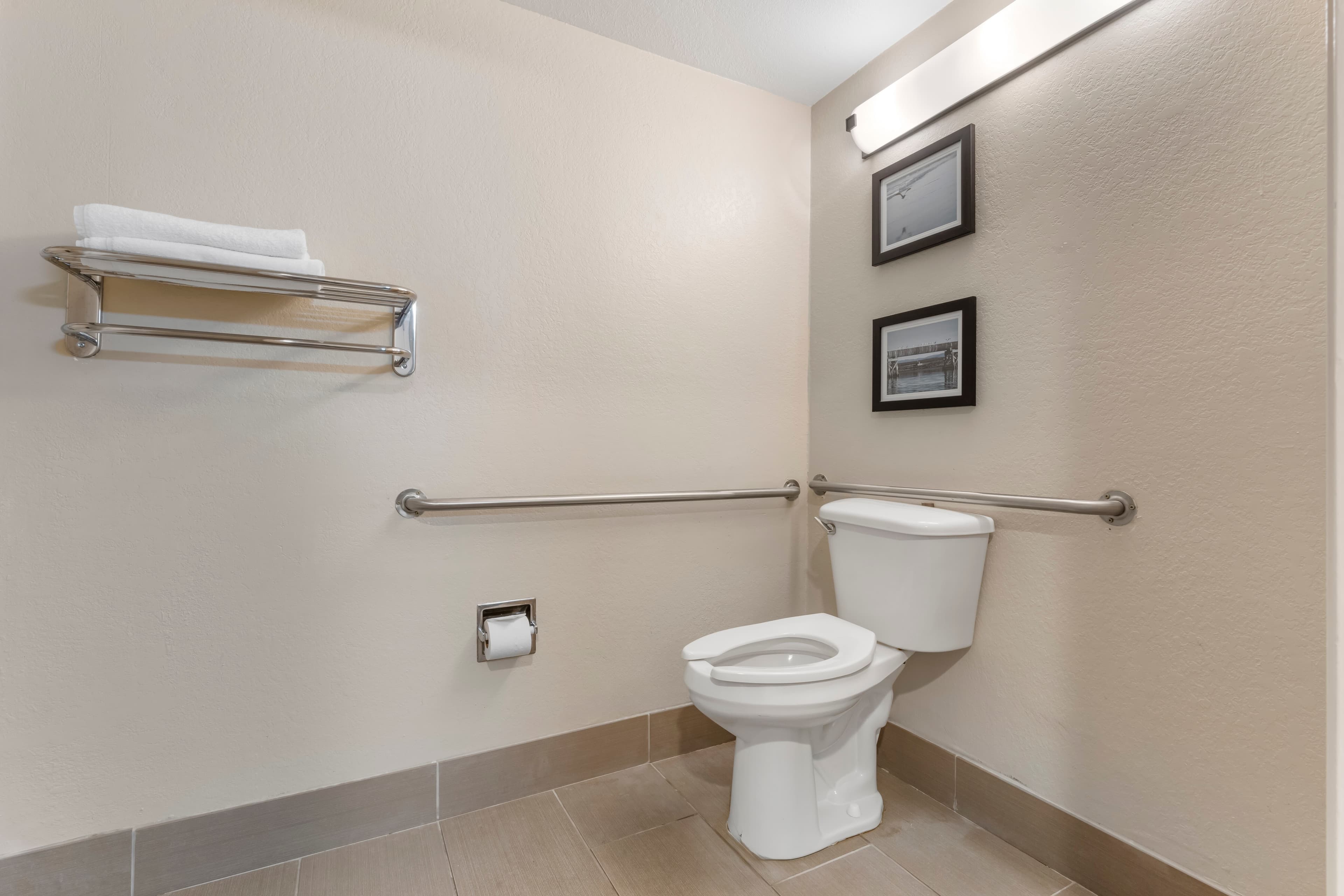 Comfort Inn Arcata-Humboldt Area - Image 5