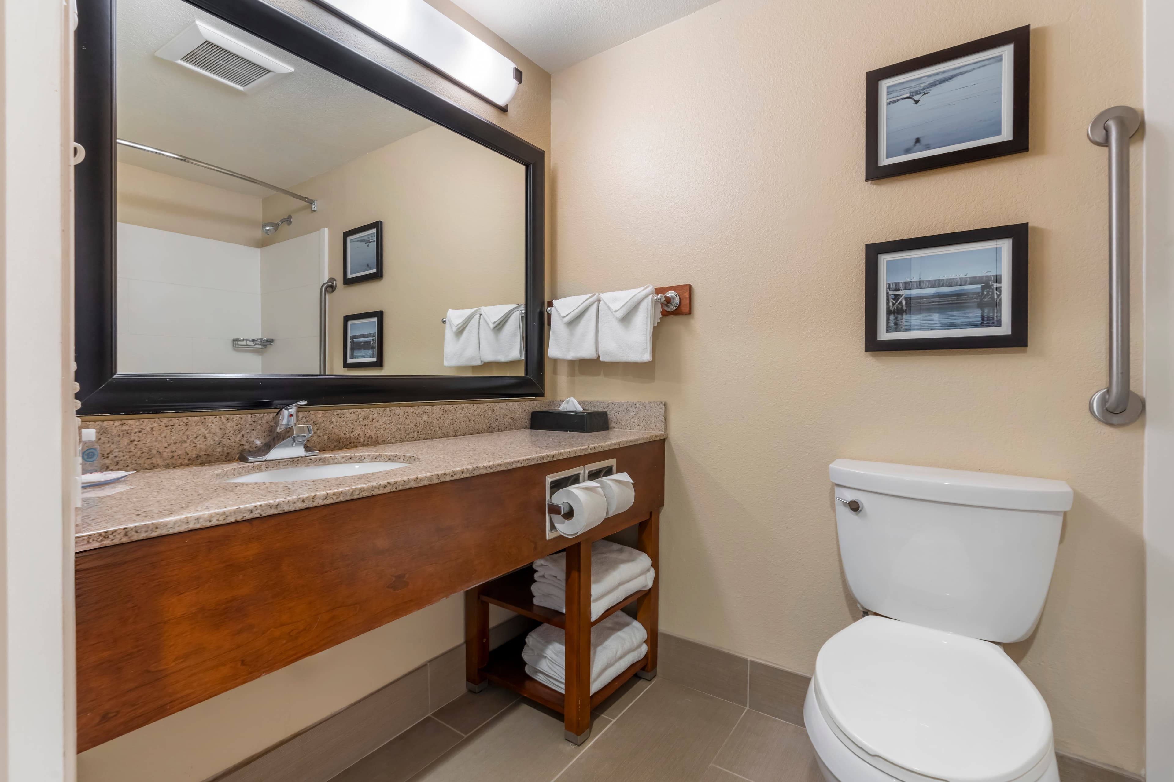Comfort Inn Arcata-Humboldt Area — 23