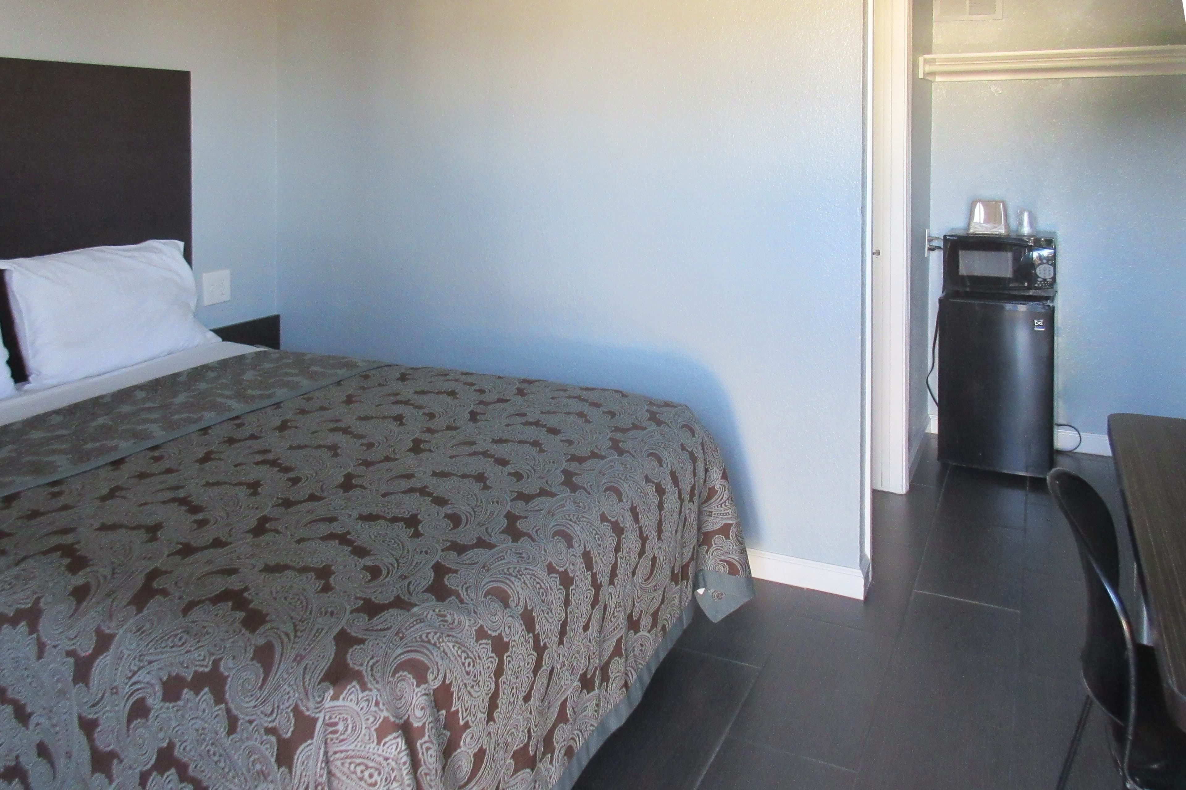 Rodeway Inn San Pablo Hilltop — 2