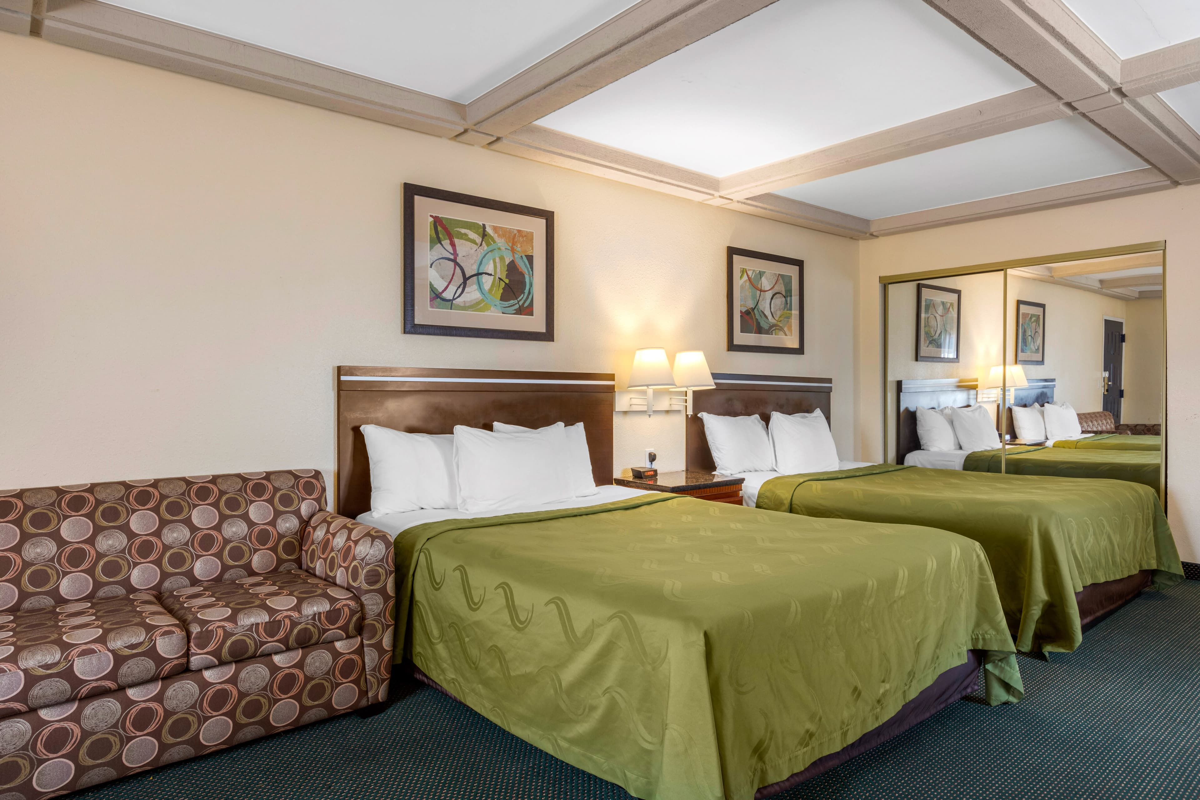 Quality Inn - Torrance Lomita - Image 2