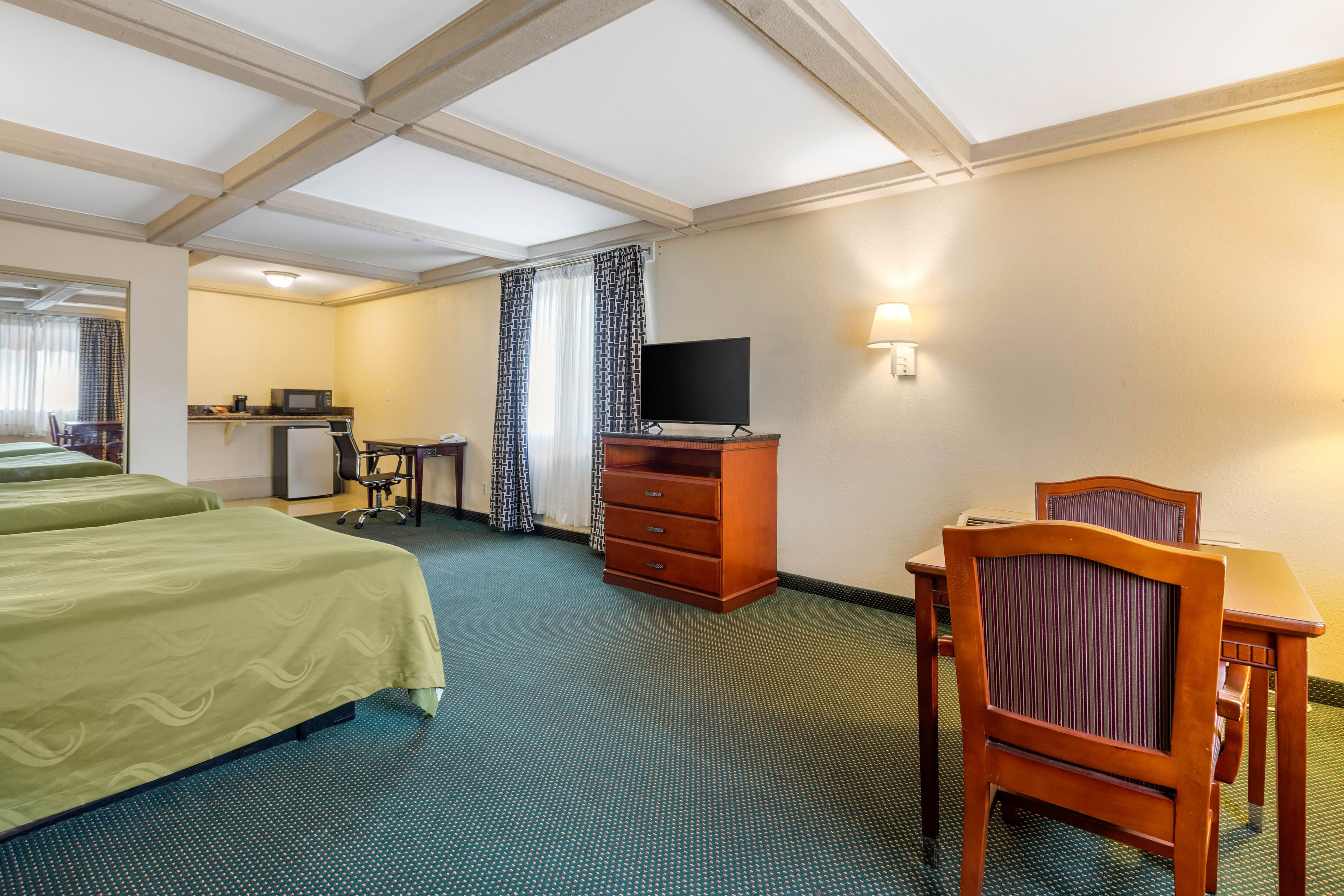 Quality Inn - Torrance Lomita - Image 4