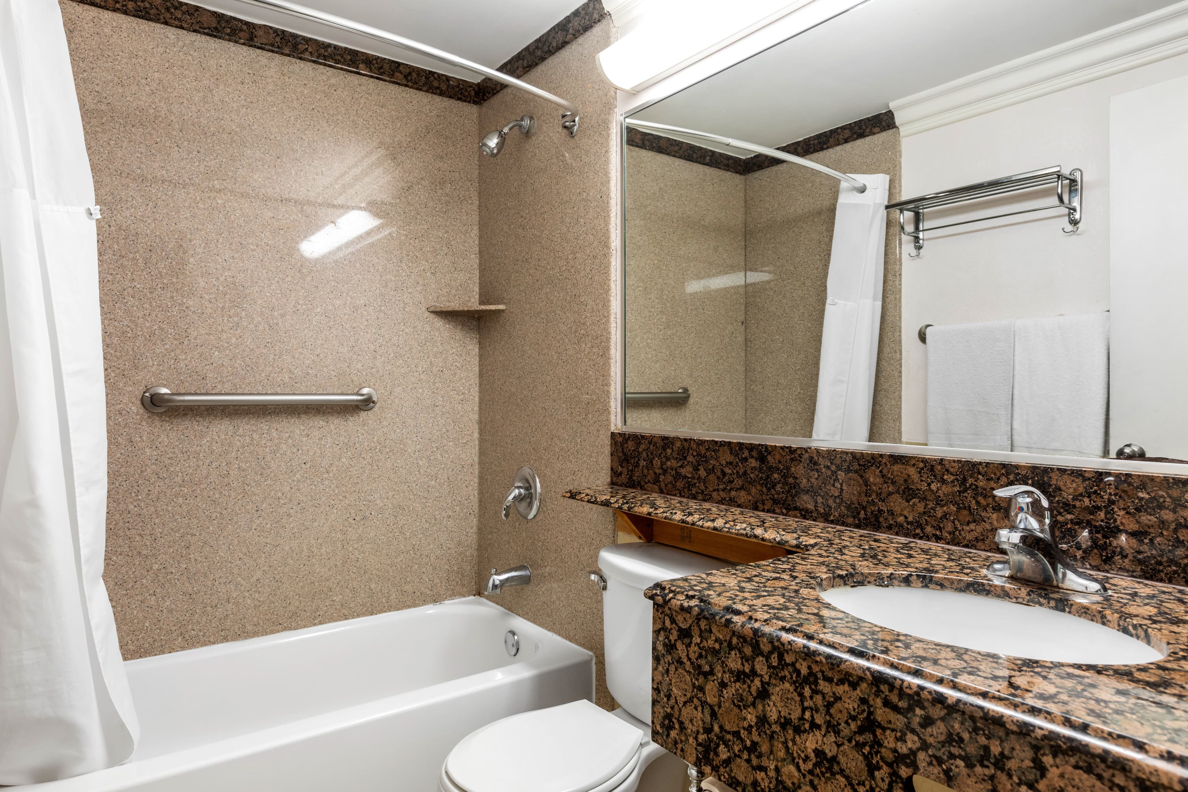 Quality Inn - Torrance Lomita — 16