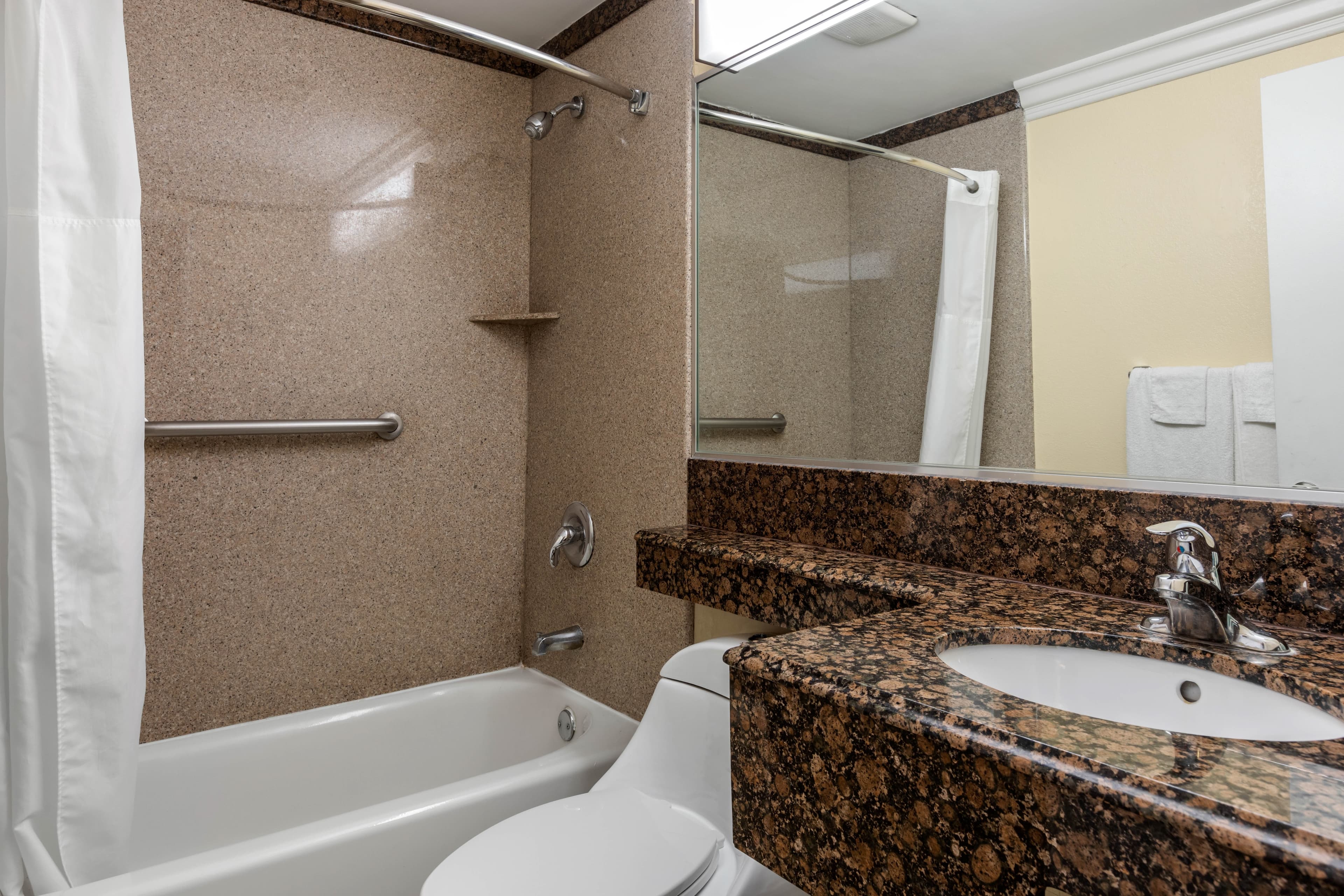 Quality Inn - Torrance Lomita — 25