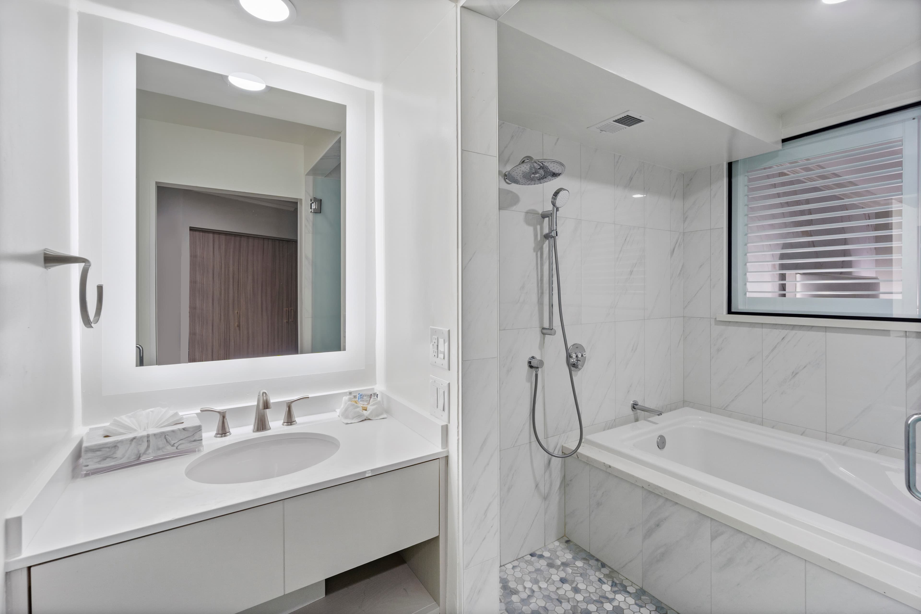 The Volare, an Ascend Collection Hotel — 28
