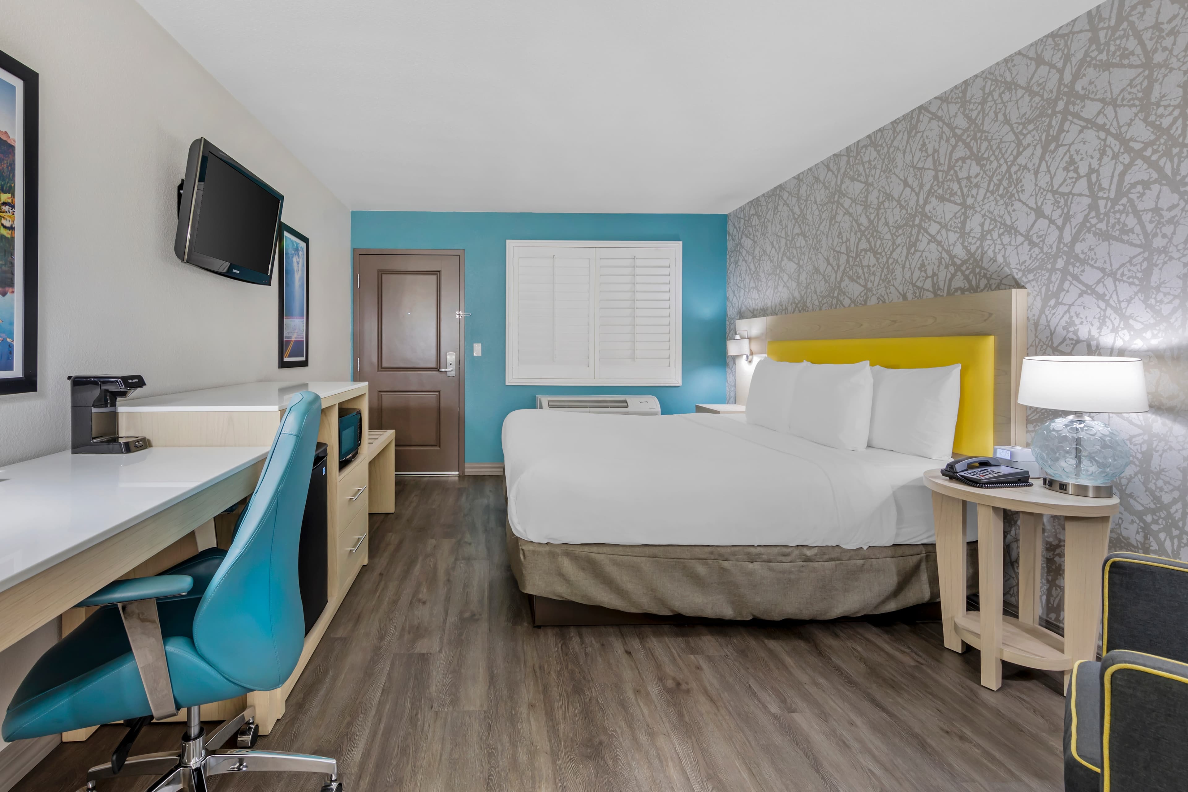 Hillstone Inn Tulare, an Ascend Collection Hotel — 11